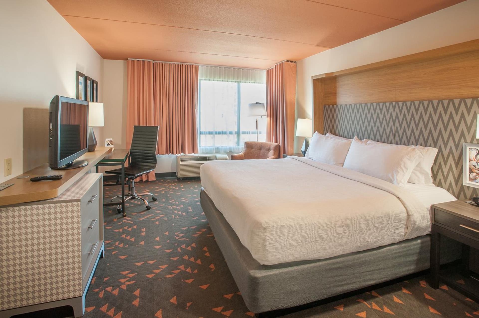 Holiday Inn Pensacola - University Area by IHG gallery photo in Pensacola, FL — image 8