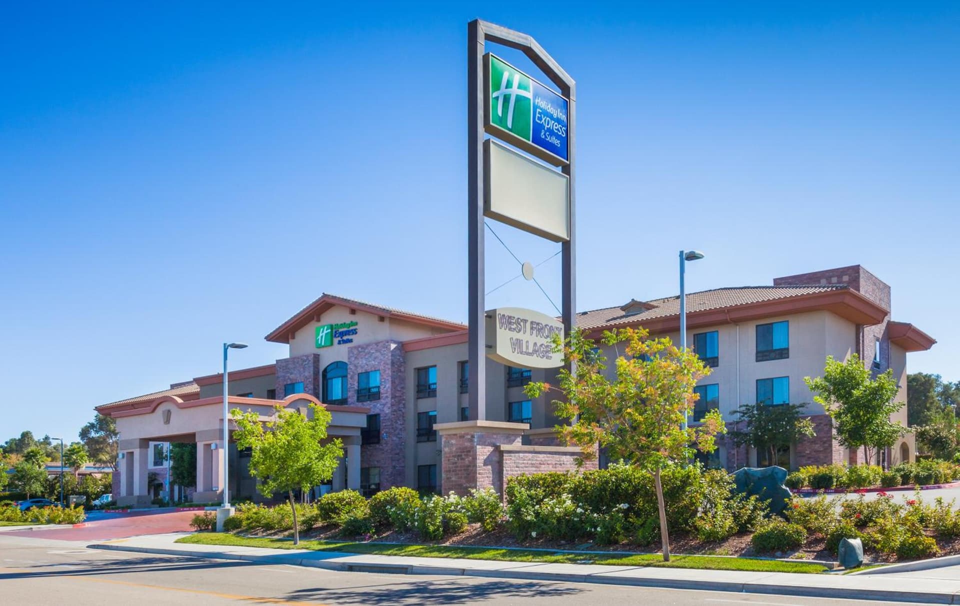 Holiday Inn Express Hotel & Suites Atascadero by IHG gallery photo in Atascadero, CA — image 19