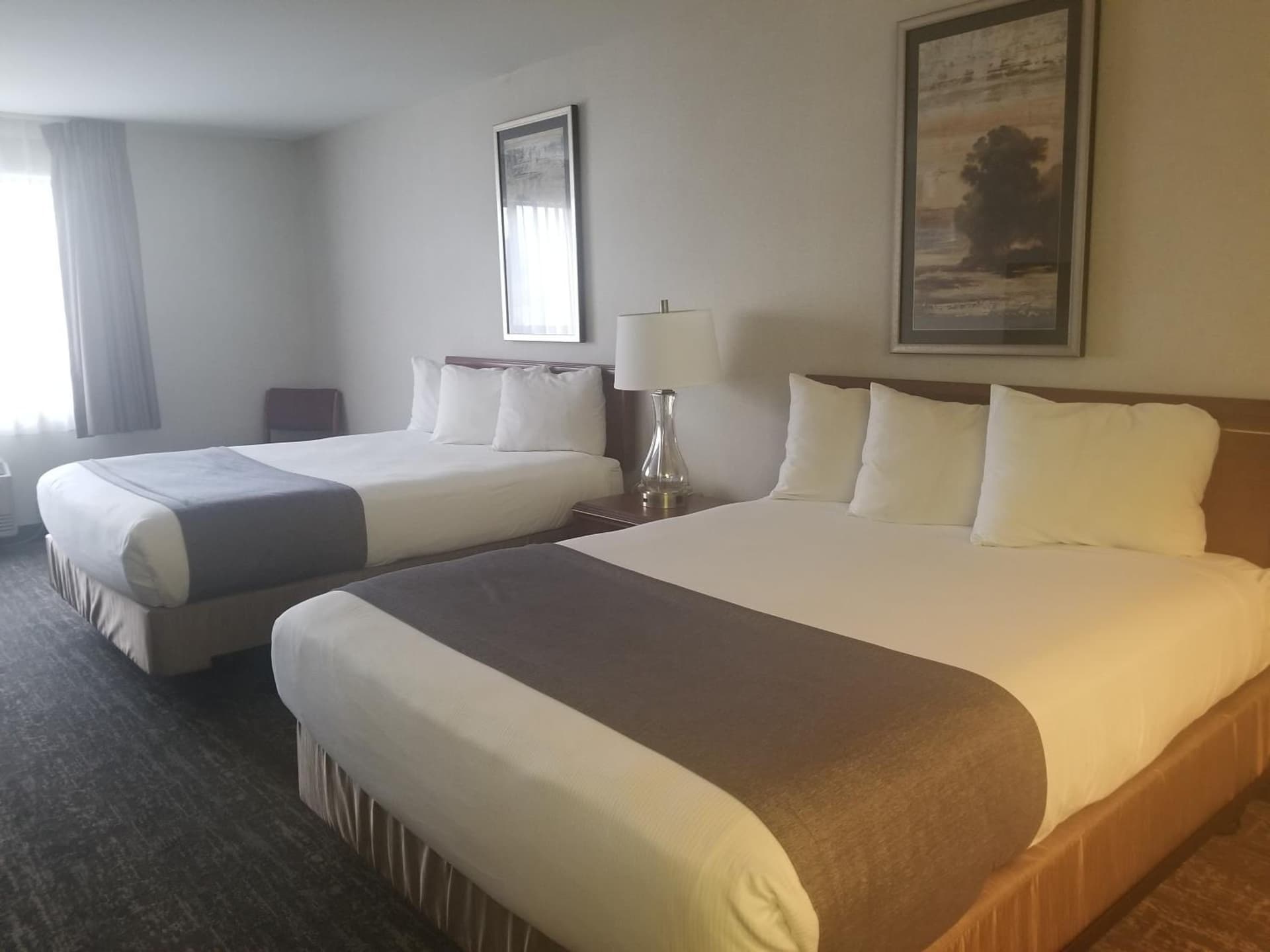 Shilo Inn Suites Salem property views in Salem, OR — gallery photo 3