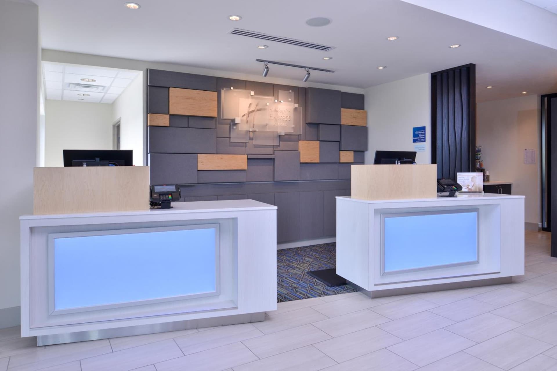 Holiday Inn Express & Suites - Olathe West by IHG gallery photo in Olathe, KS — image 15