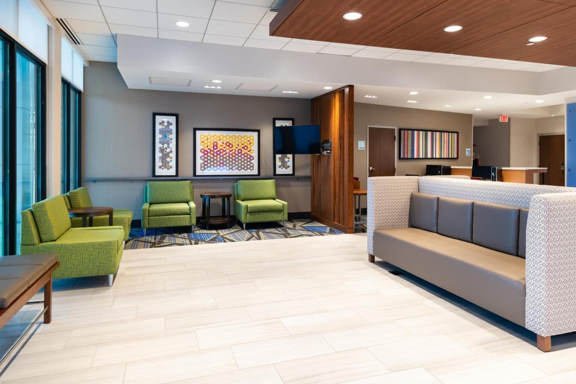 Holiday Inn Express & Suites - Romeoville - Joliet North by IHG gallery photo in Romeoville, IL — image 26