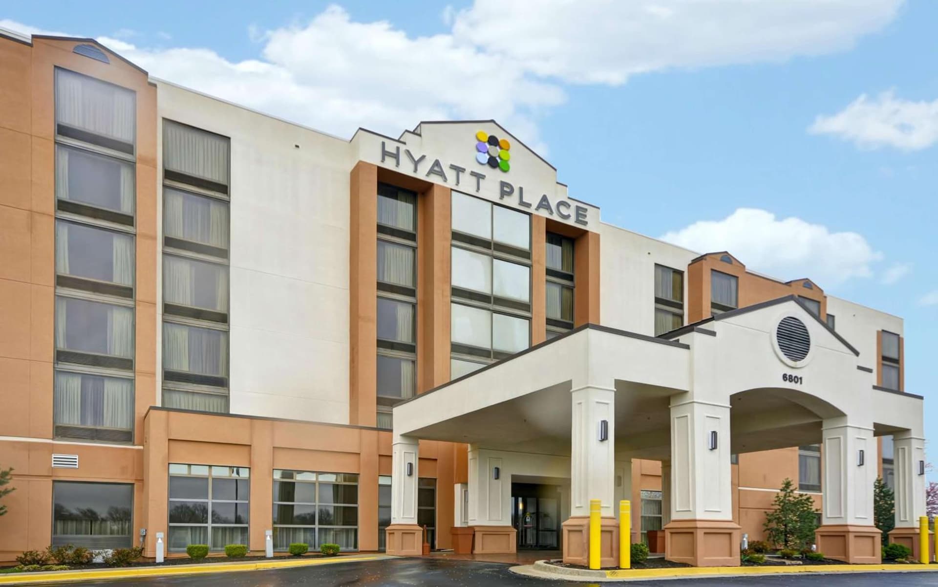 Hyatt Place Kansas City/Overland Park/Metcalf exterior or lobby in Overland Park, KS — main listing photo