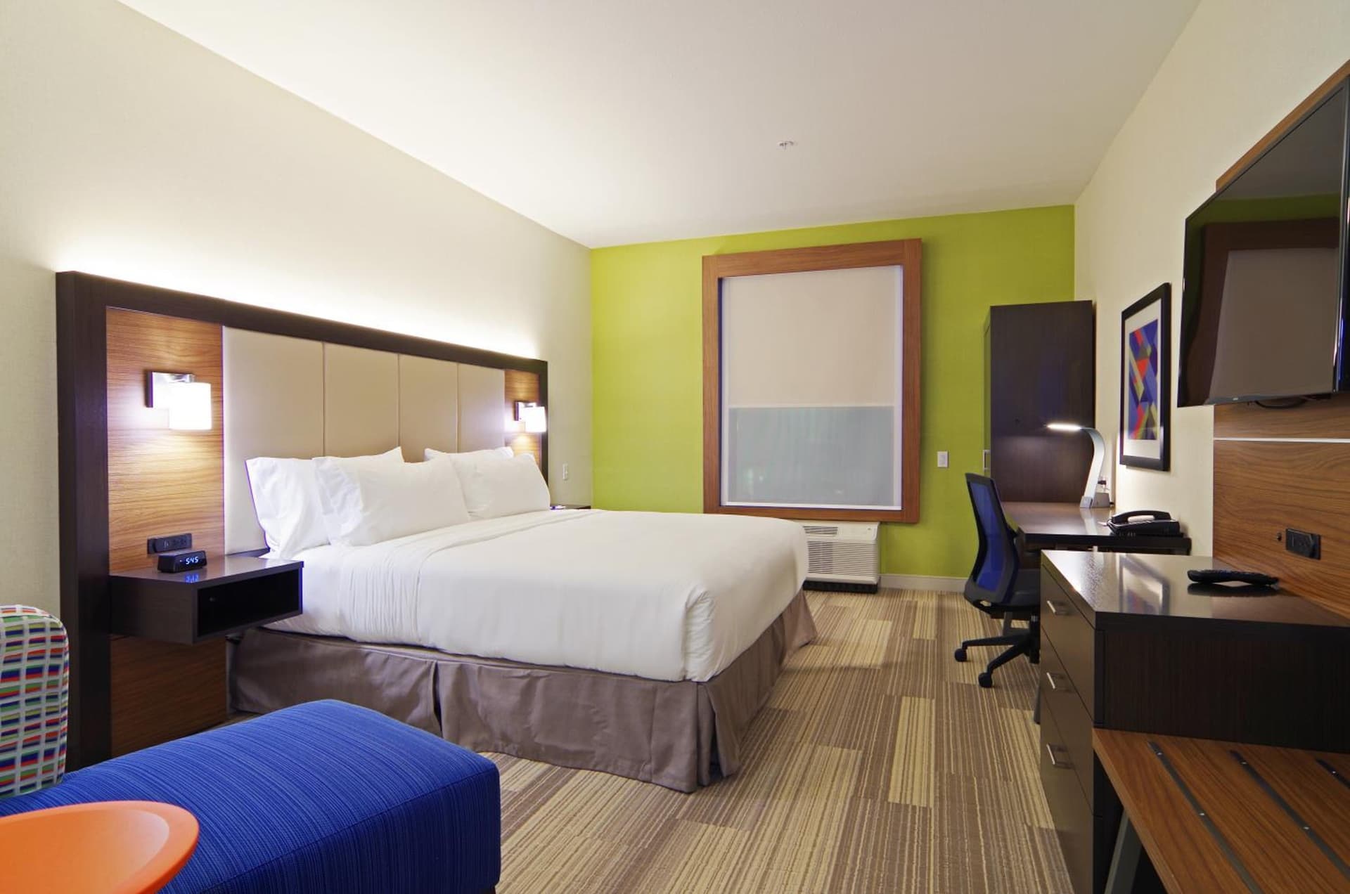 Holiday Inn Express & Suites - Phoenix North - Scottsdale by IHG gallery photo in Phoenix, AZ — image 7