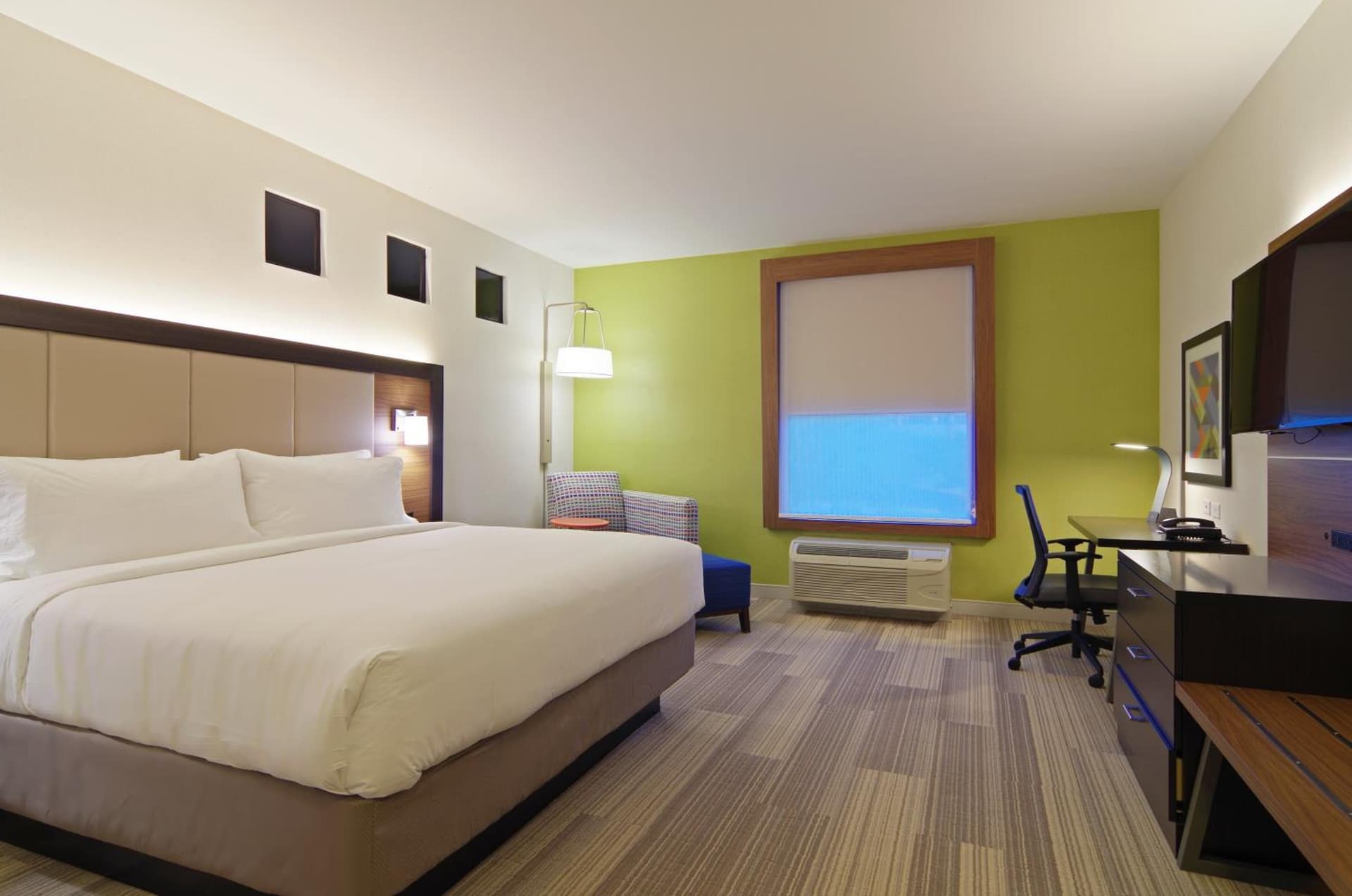 Holiday Inn Express & Suites - Phoenix North - Scottsdale by IHG gallery photo in Phoenix, AZ — image 21