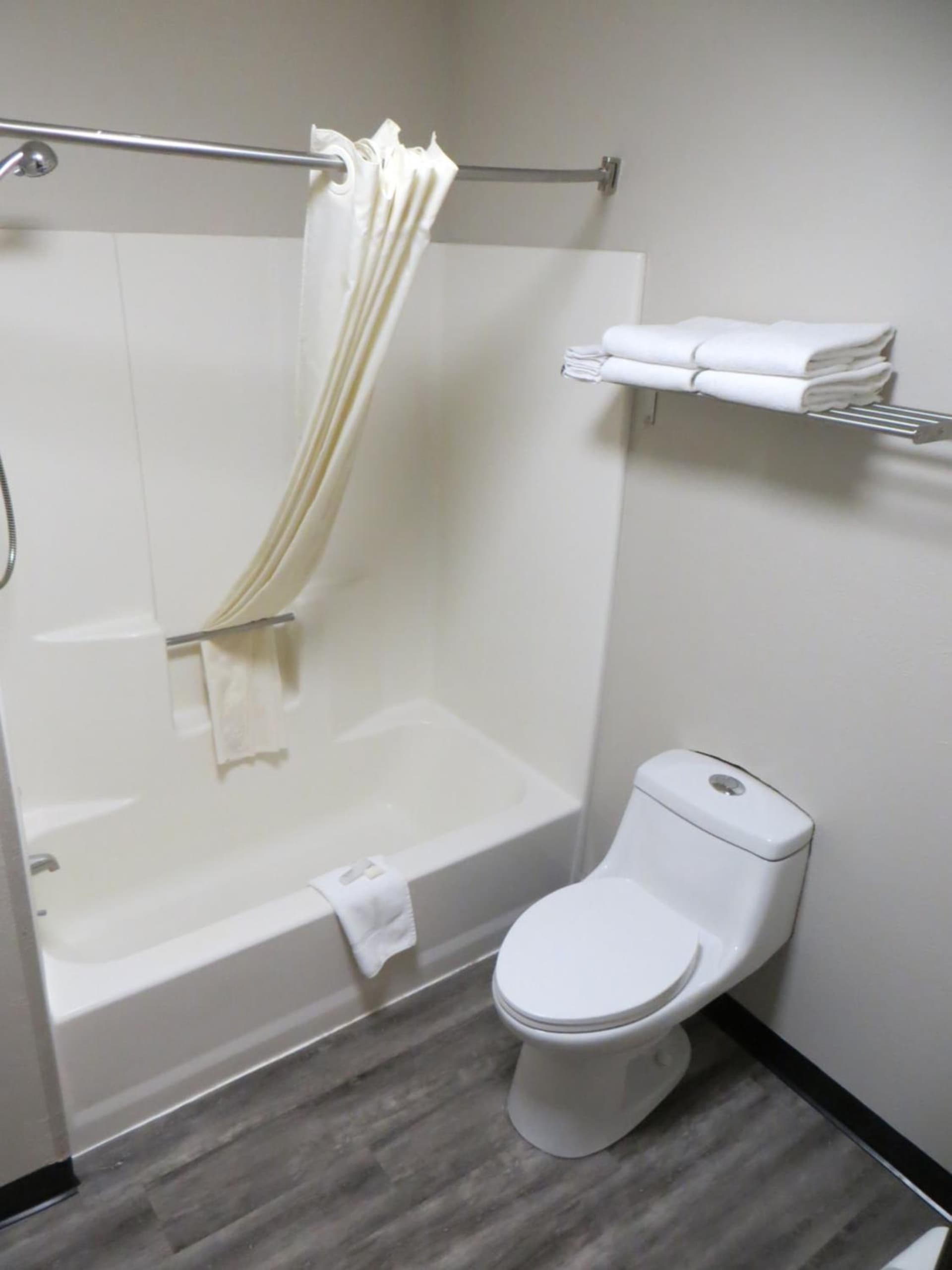 Boulder Twin Lakes Inn property views in Boulder, CO — gallery photo 3
