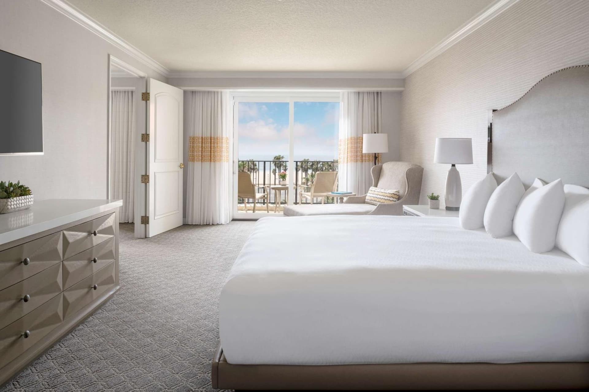 Hyatt Regency Huntington Beach Resort and Spa gallery photo in Huntington Beach, CA — image 106