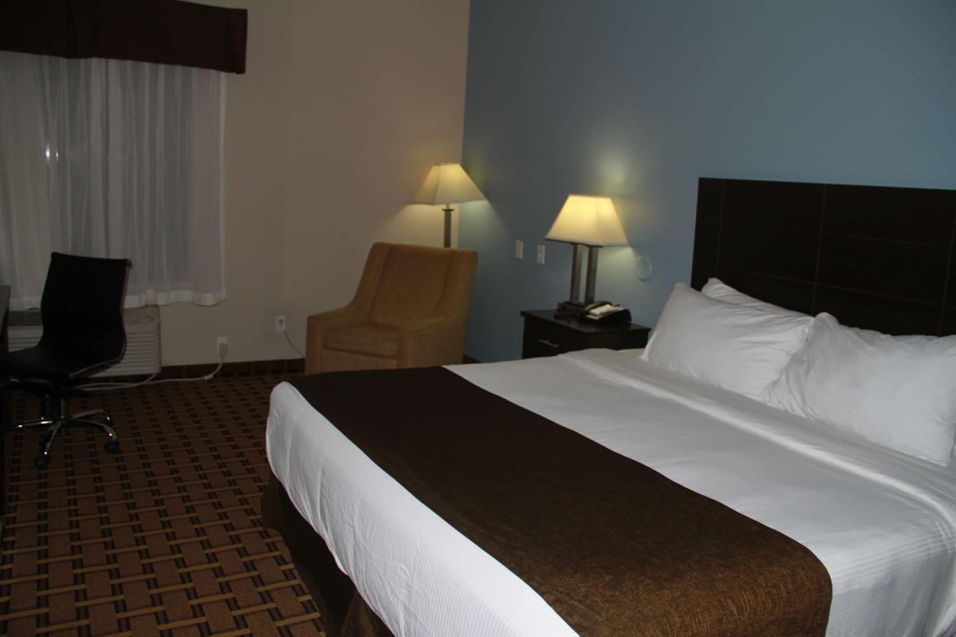 SureStay Plus Hotel by Best Western Coralville Iowa City gallery photo in Coralville, IA — image 18
