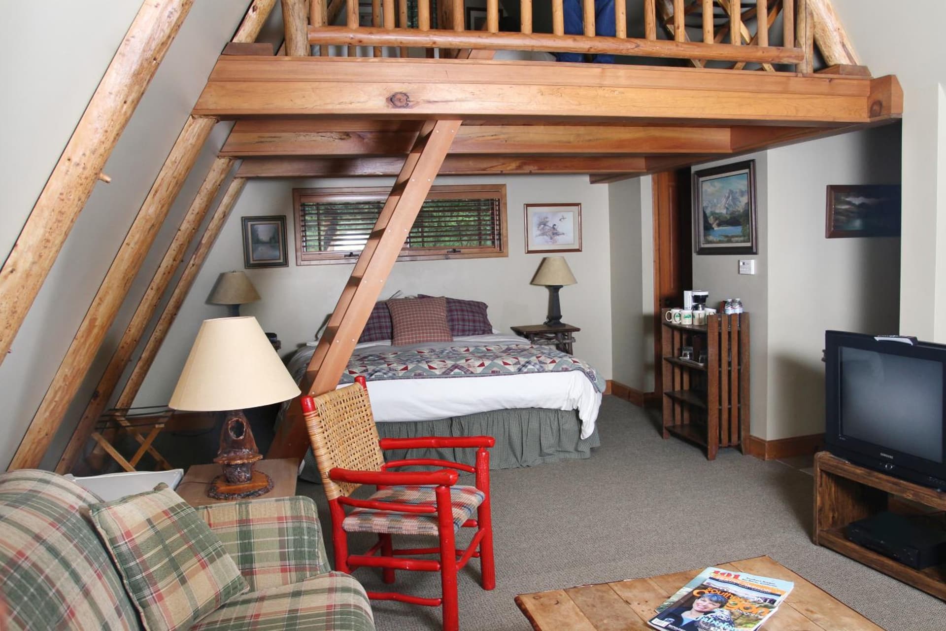 Weasku Inn gallery photo in Grants Pass, OR — image 10