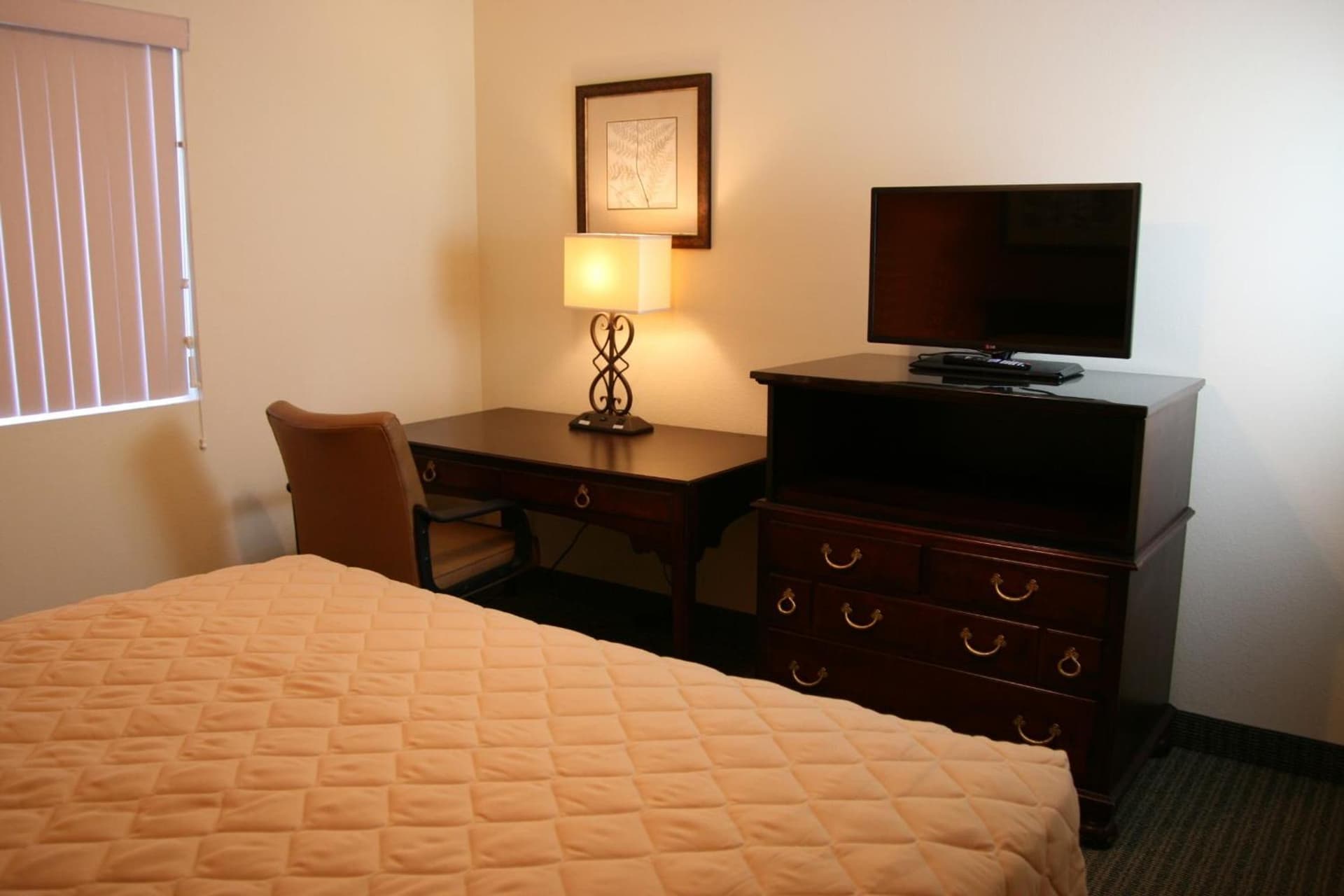 Affordable Suites - Fayetteville/Fort Bragg gallery photo in Fayetteville, NC — image 13