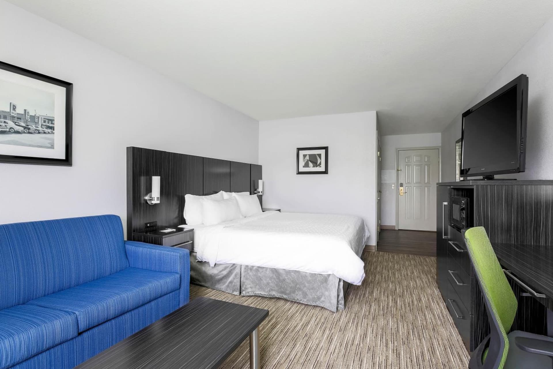 Holiday Inn Express Lancaster by IHG gallery photo in Lancaster, CA — image 33
