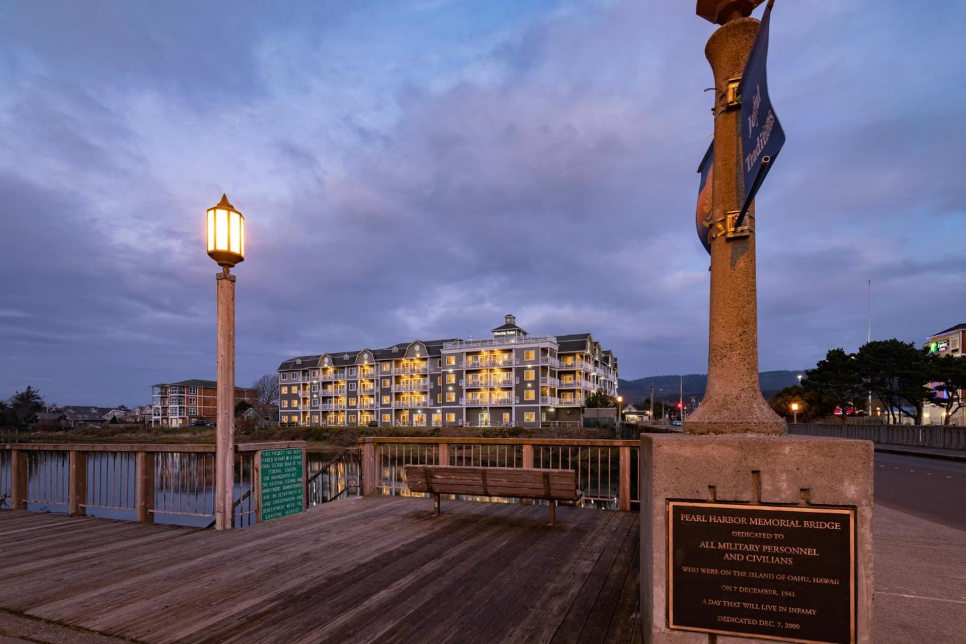 Rivertide Suites interior in Seaside, OR — gallery photo 2