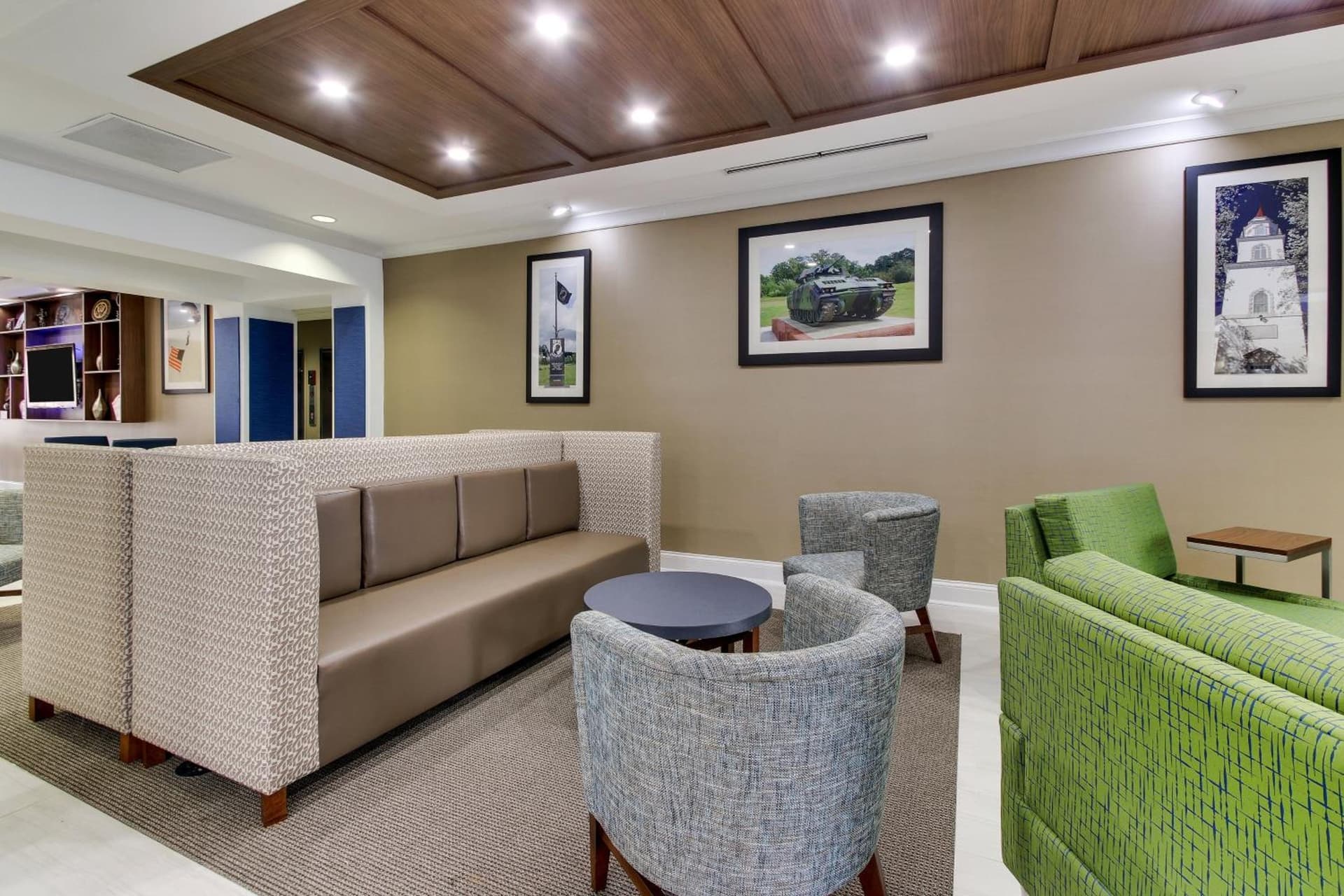 Holiday Inn Express & Suites Columbus - Ft Benning Maingate by IHG gallery photo in Columbus, GA — image 42