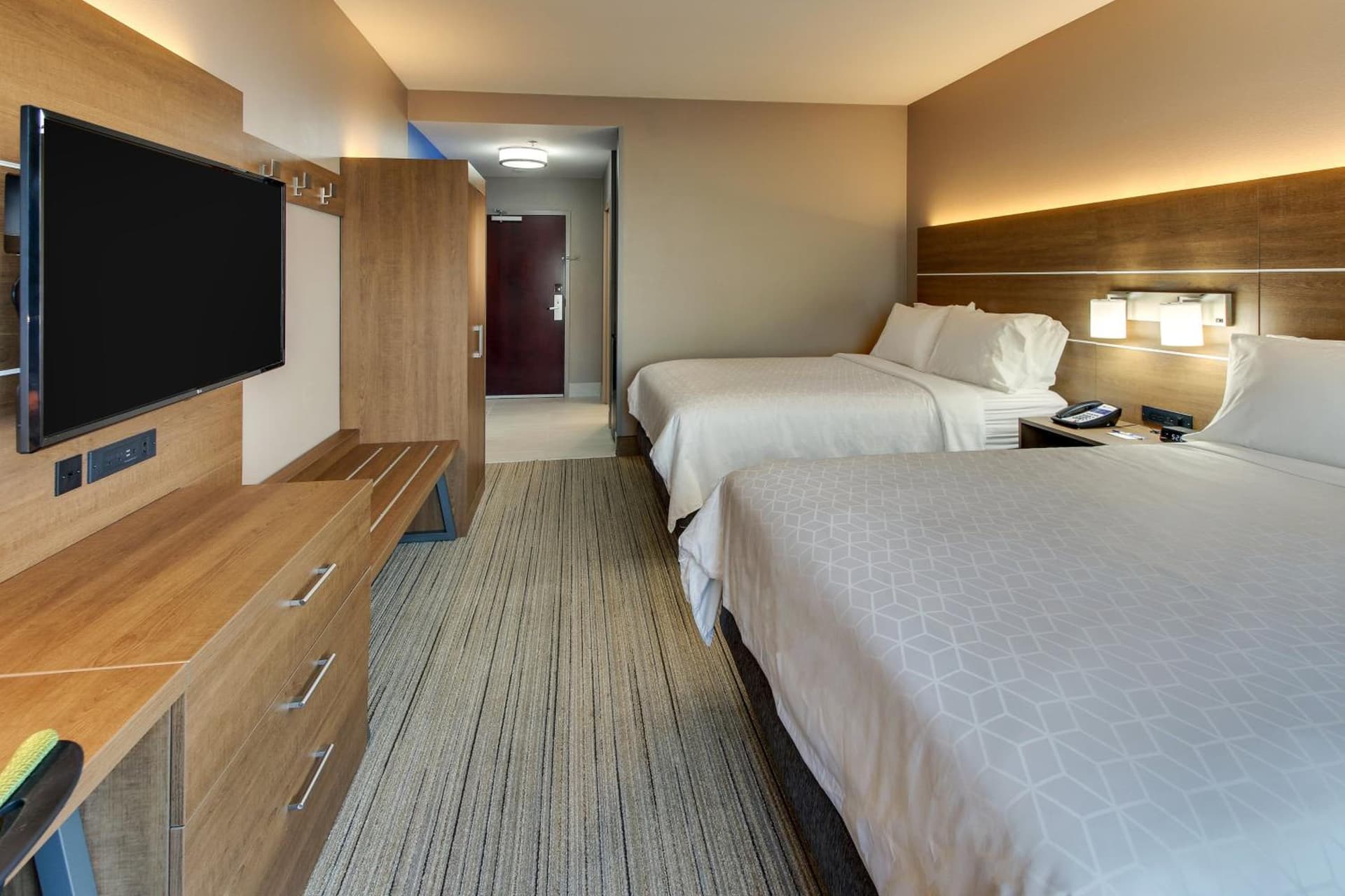 Holiday Inn Express & Suites Columbus - Ft Benning Maingate by IHG gallery photo in Columbus, GA — image 4