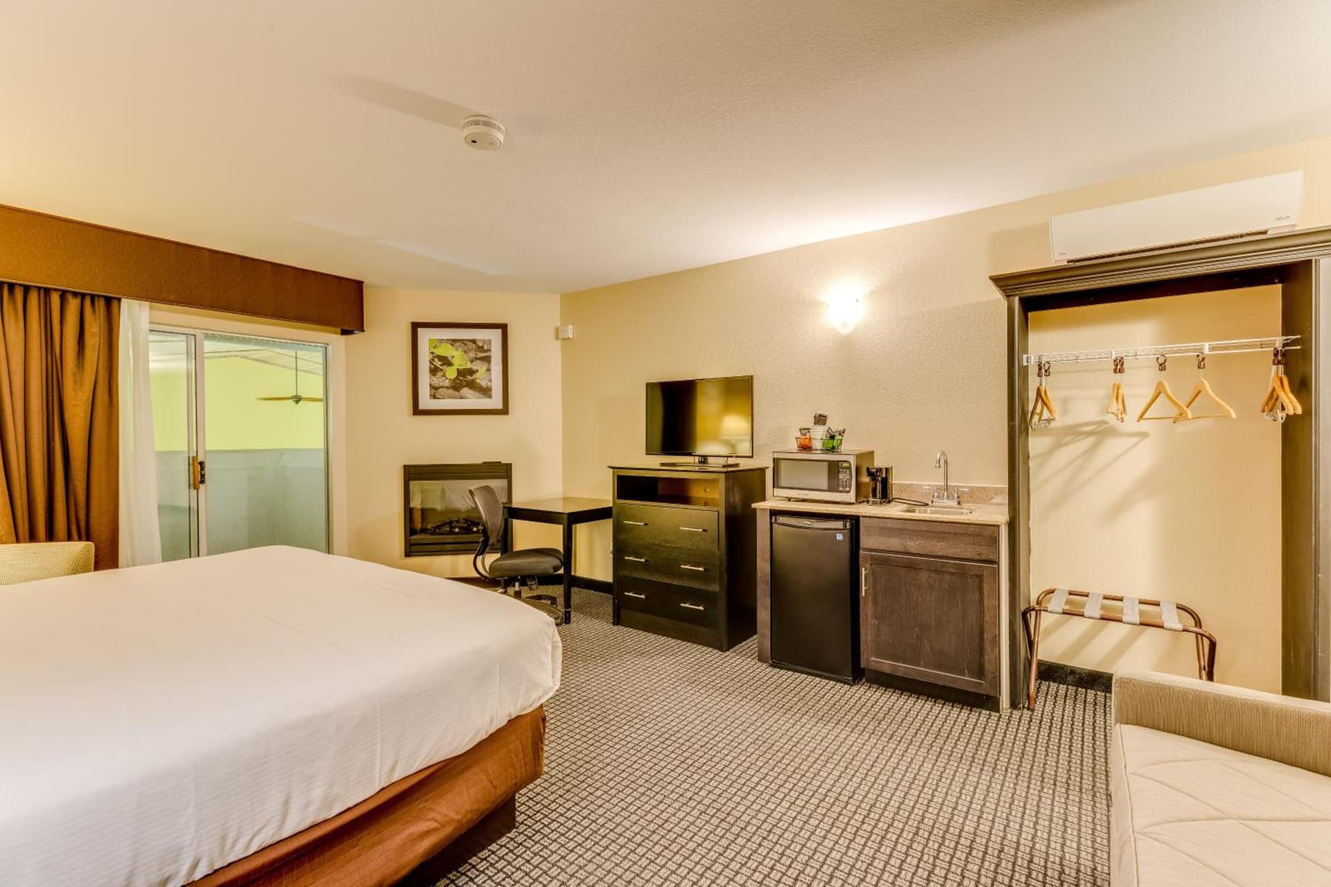 Best Western Lakewinds gallery photo in Ludington, MI — image 24