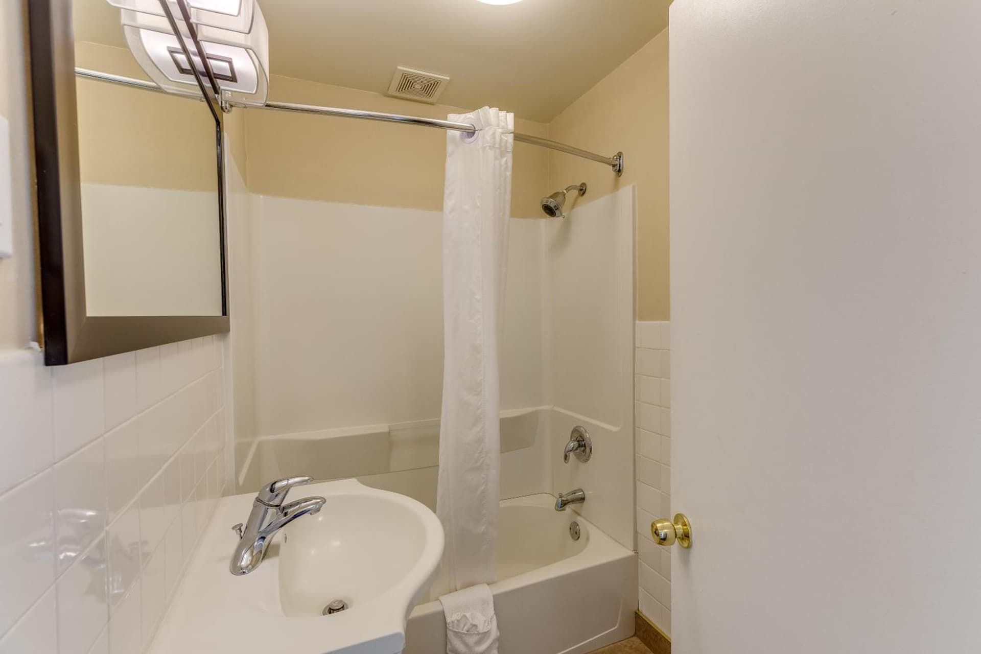 Best Western Lakewinds gallery photo in Ludington, MI — image 41