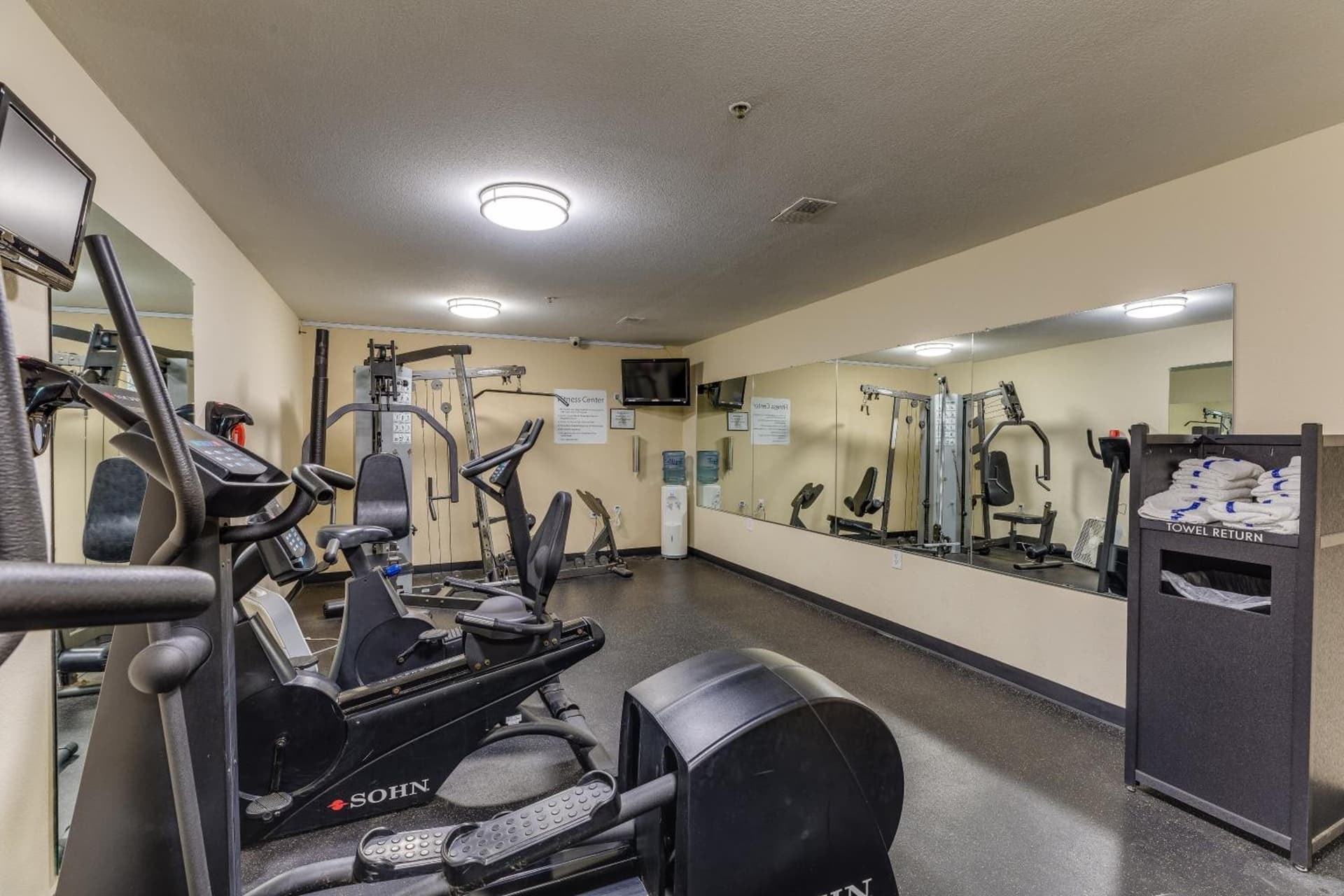Best Western Lakewinds gallery photo in Ludington, MI — image 61