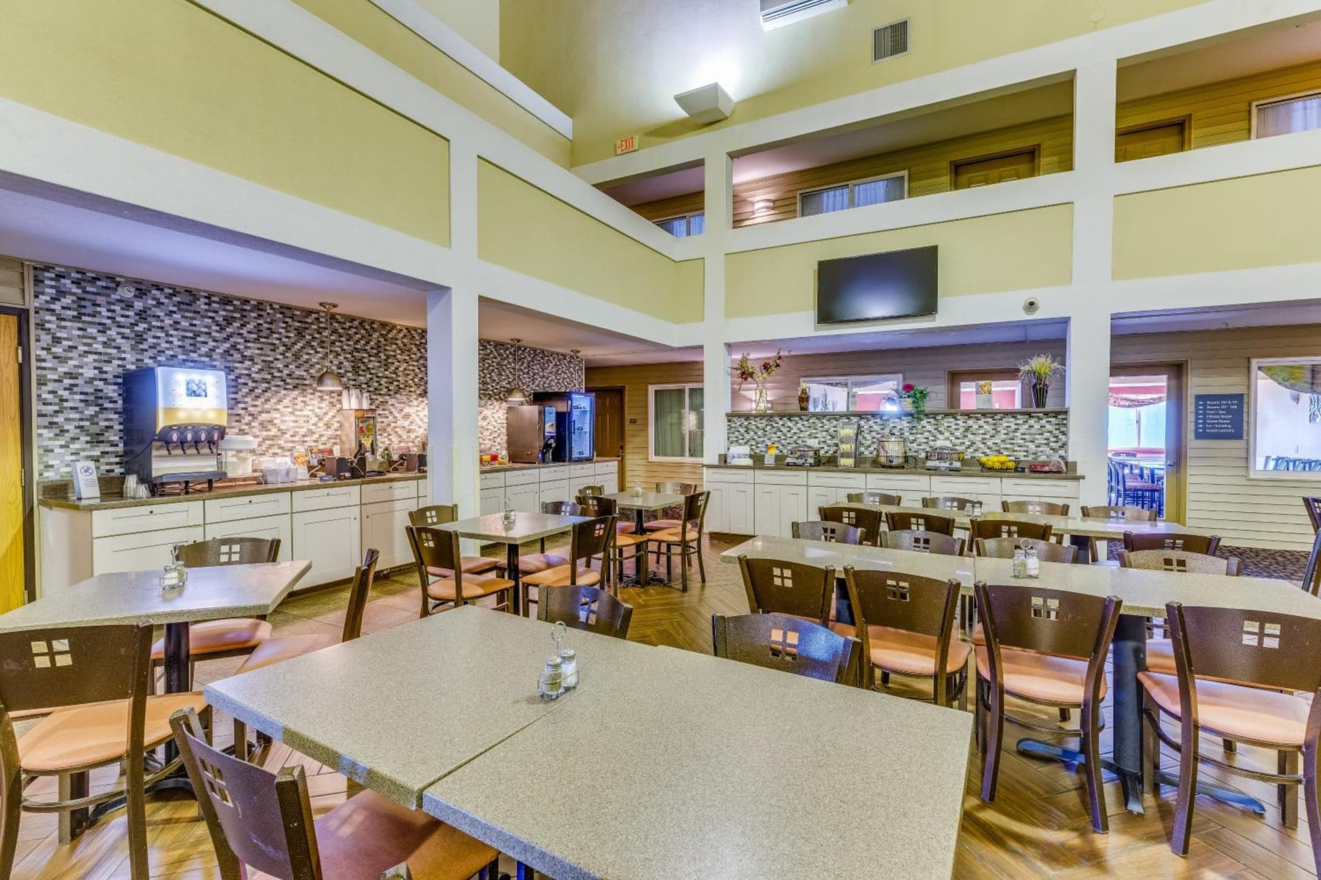 Best Western Lakewinds gallery photo in Ludington, MI — image 20