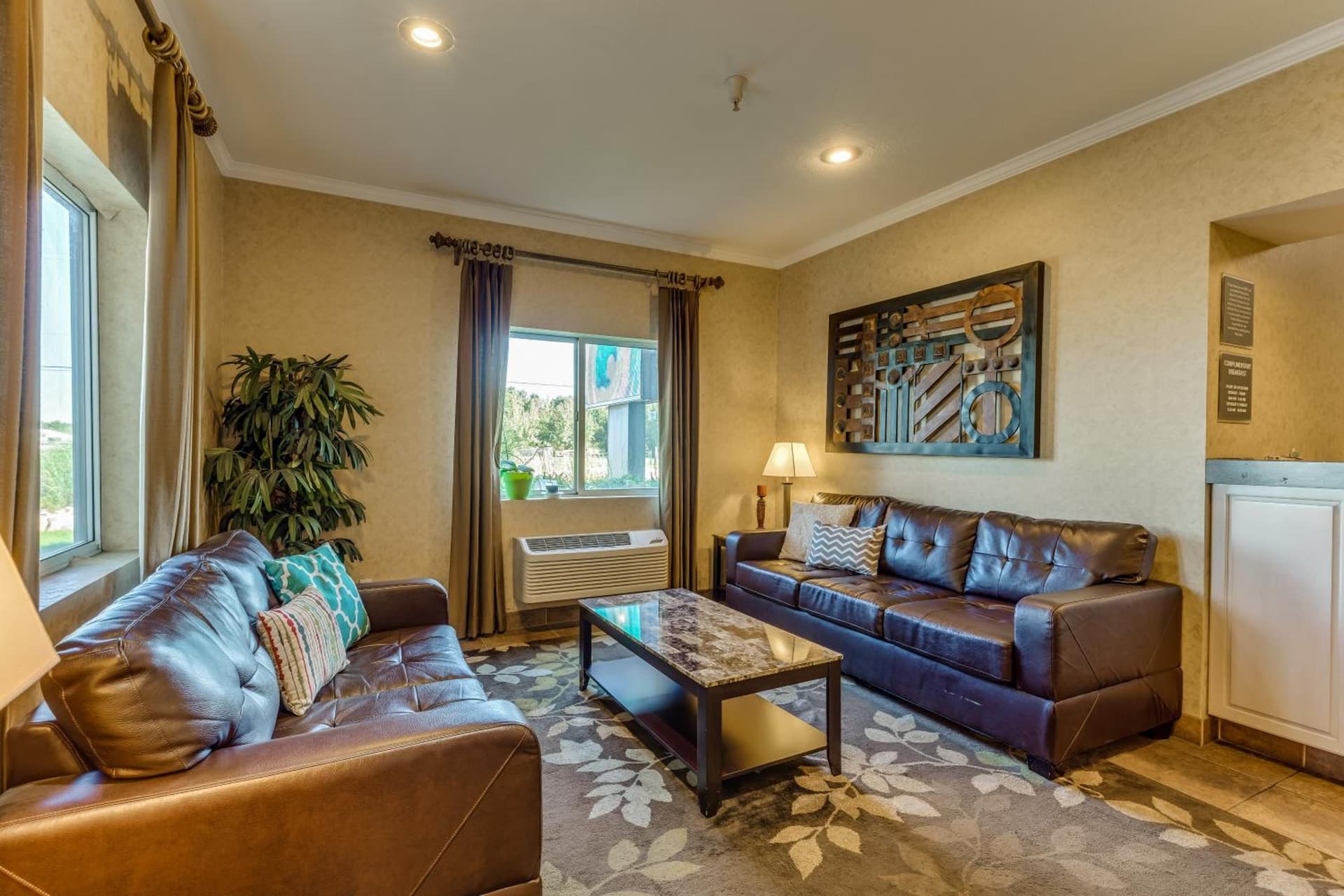Best Western Lakewinds gallery photo in Ludington, MI — image 34