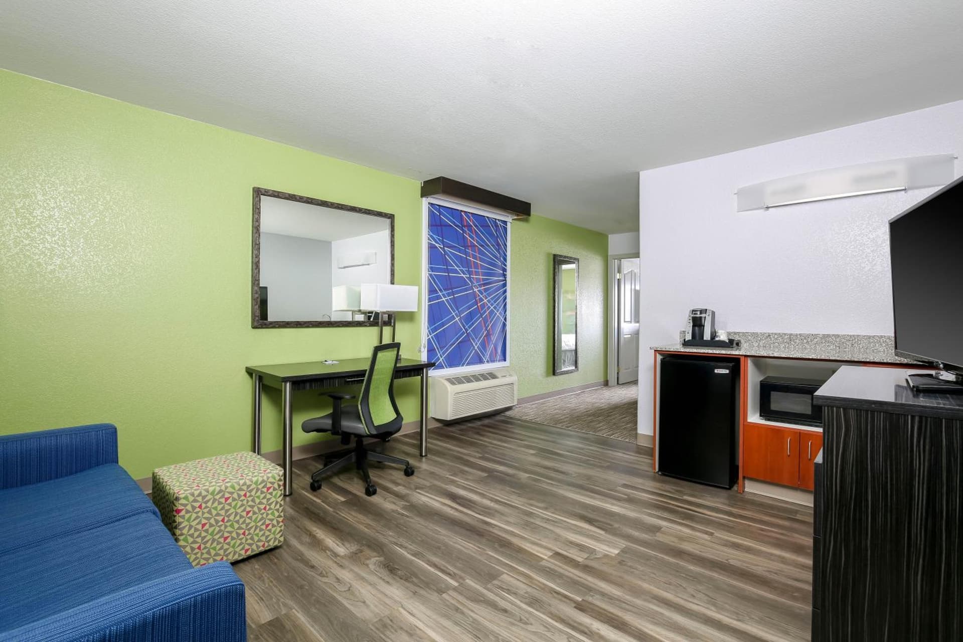 Holiday Inn Express Lancaster by IHG gallery photo in Lancaster, CA — image 15