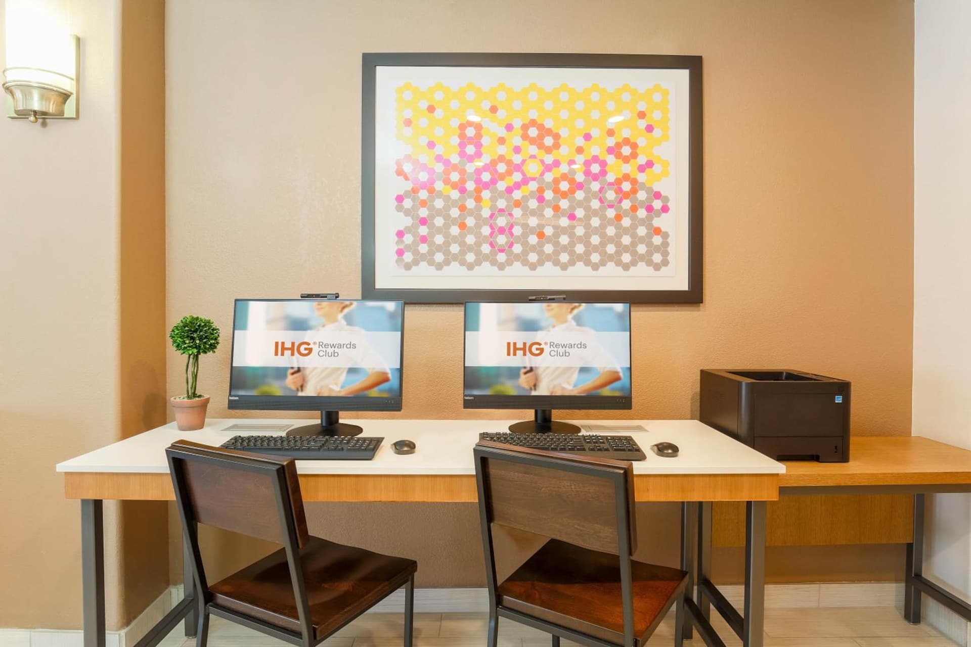 Holiday Inn Express Lancaster by IHG gallery photo in Lancaster, CA — image 5