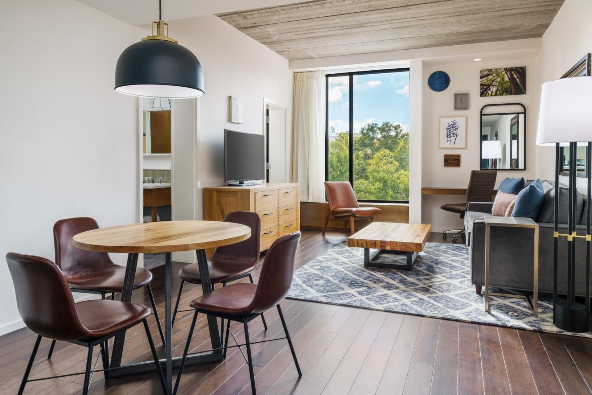 Hotel Indigo Athens - University Area by IHG gallery photo in Athens, GA — image 24