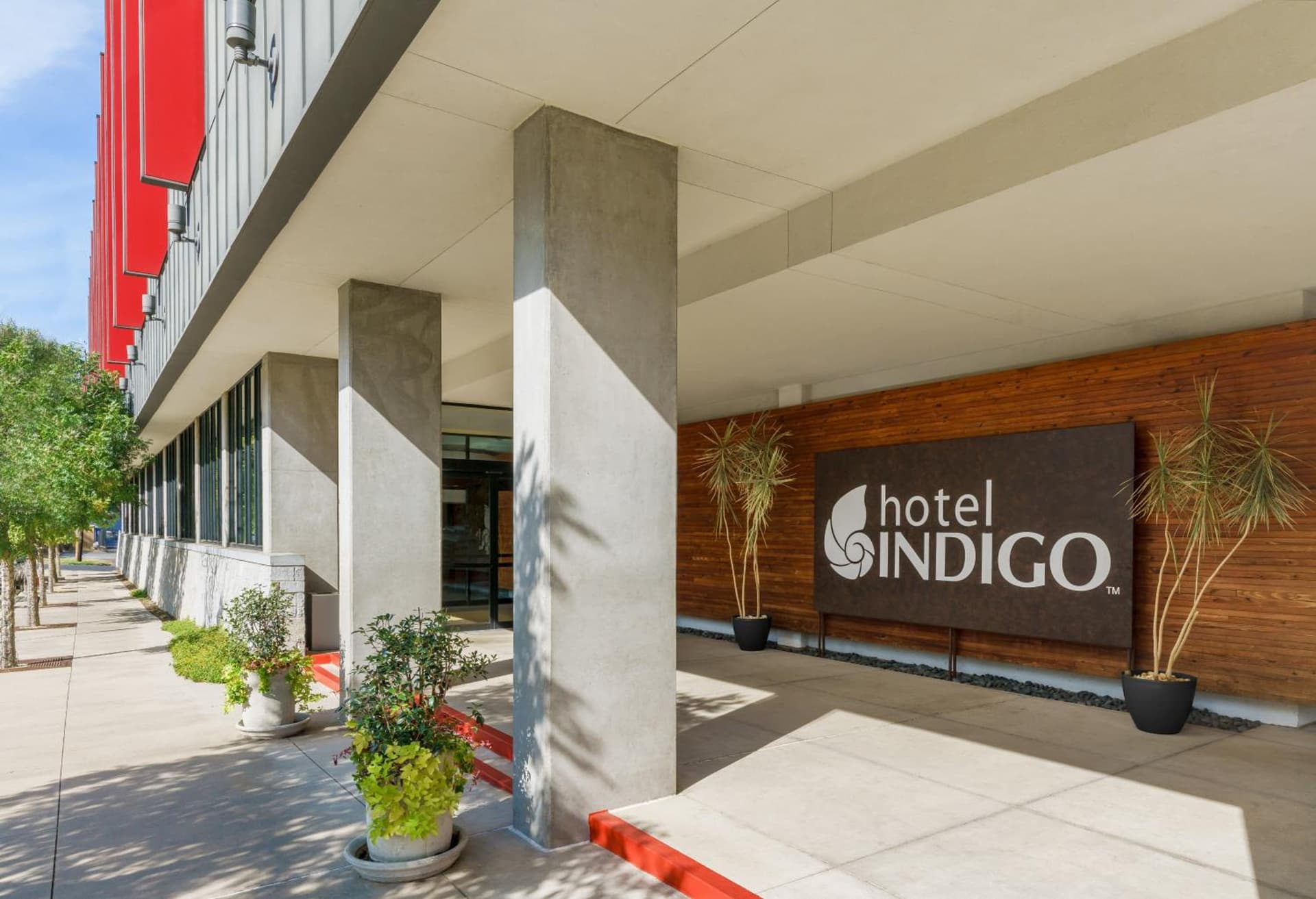 Hotel Indigo Athens - University Area by IHG featured exterior or lobby in Athens, GA — similar hotel