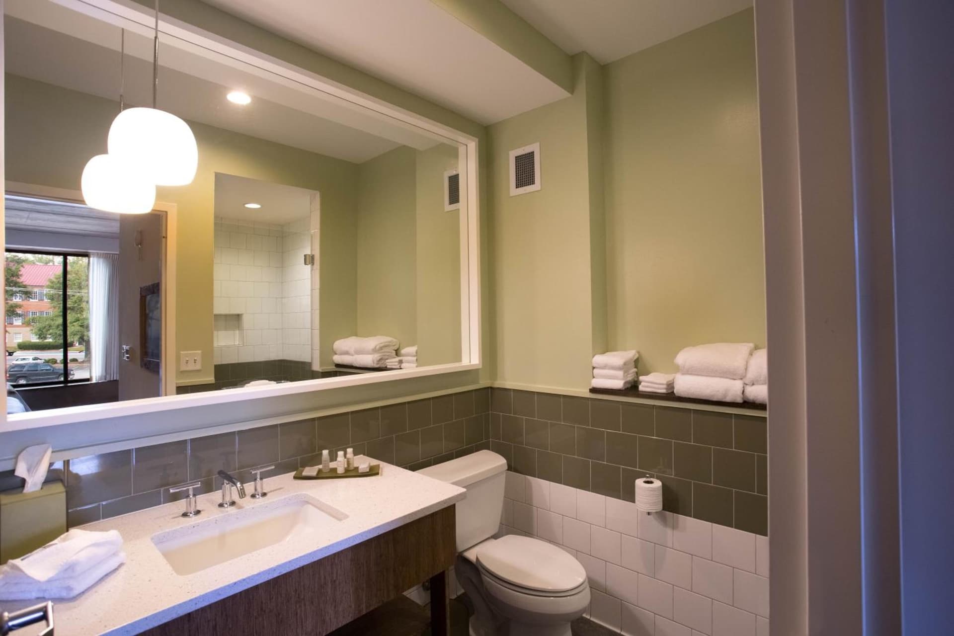 Hotel Indigo Athens - University Area by IHG gallery photo in Athens, GA — image 56