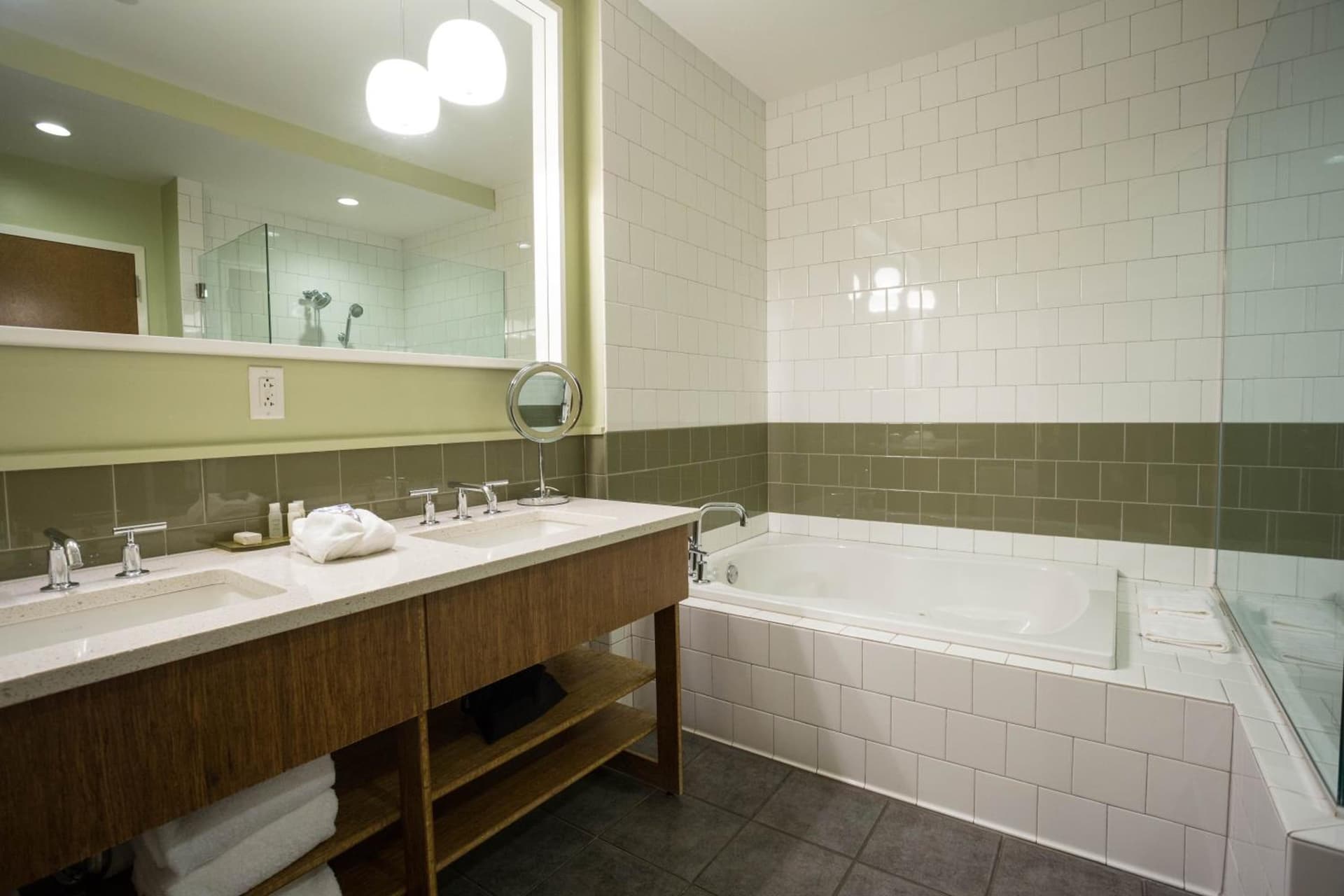 Hotel Indigo Athens - University Area by IHG gallery photo in Athens, GA — image 26