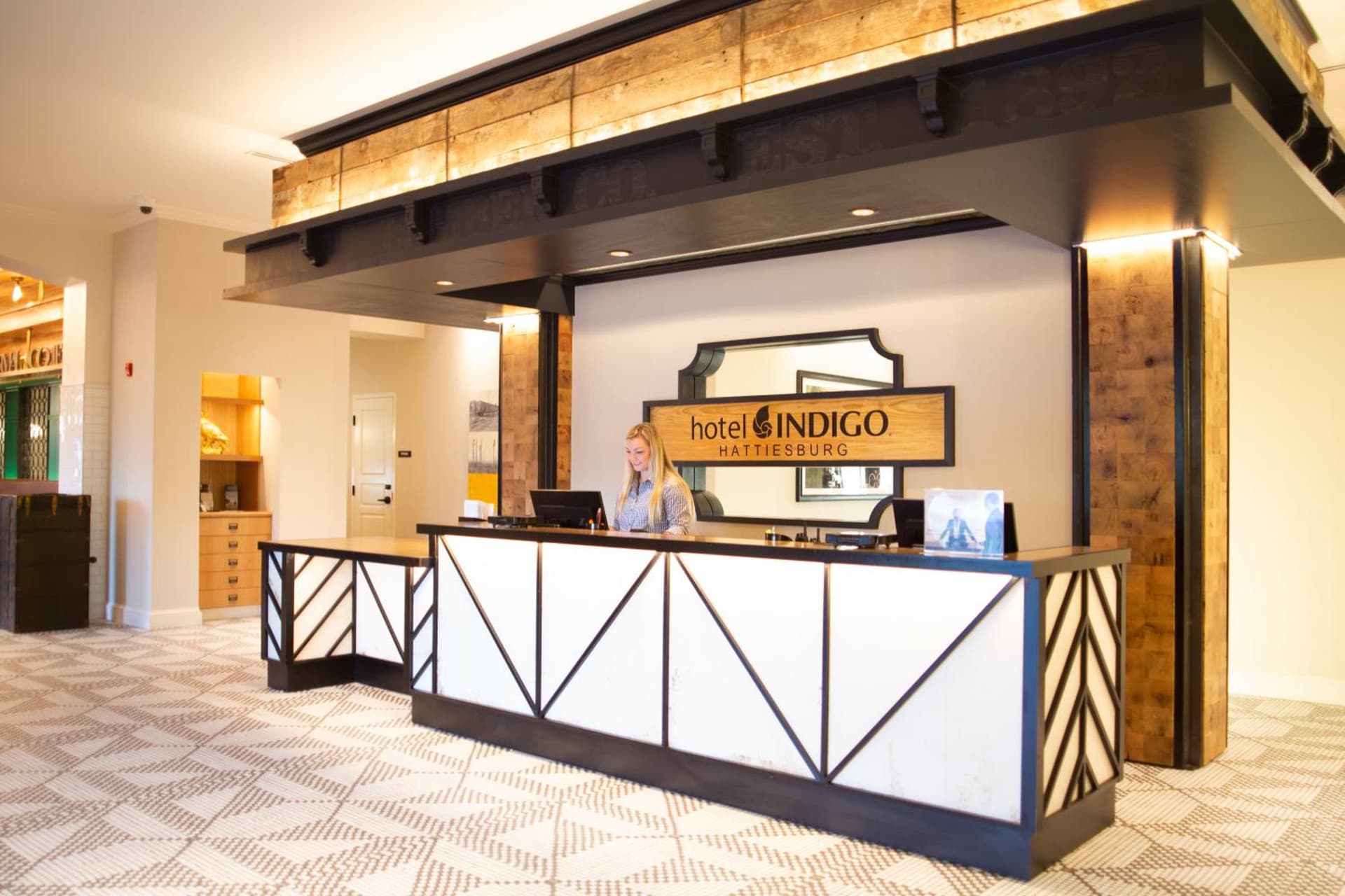 Hotel Indigo Hattiesburg by IHG interior in Hattiesburg, MS — gallery photo 2