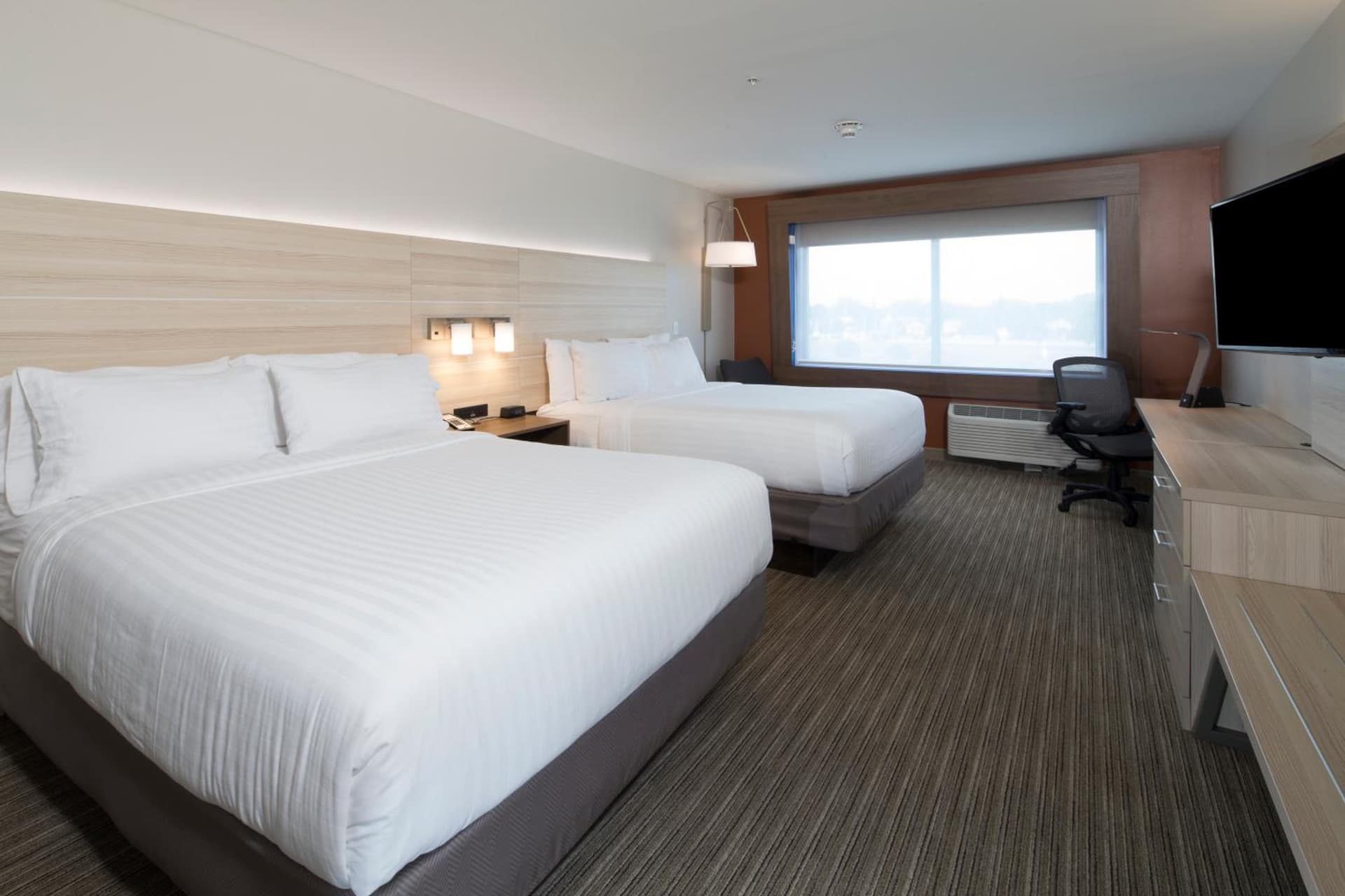 Holiday Inn Express & Suites - Auburn by IHG gallery photo in Auburn, IN — image 9