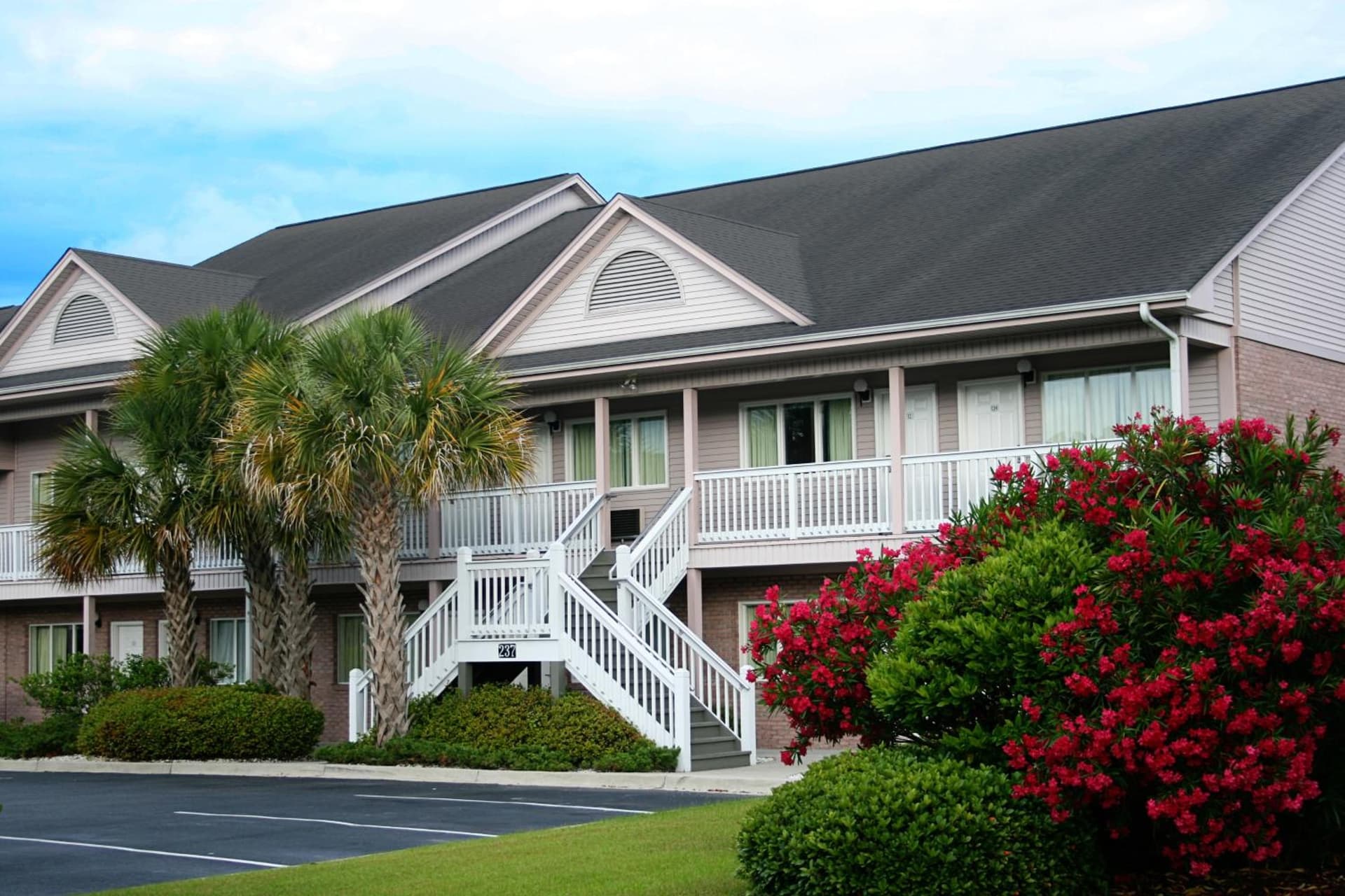 Grand Palms Resort featured exterior or lobby in Myrtle Beach, SC — similar hotel
