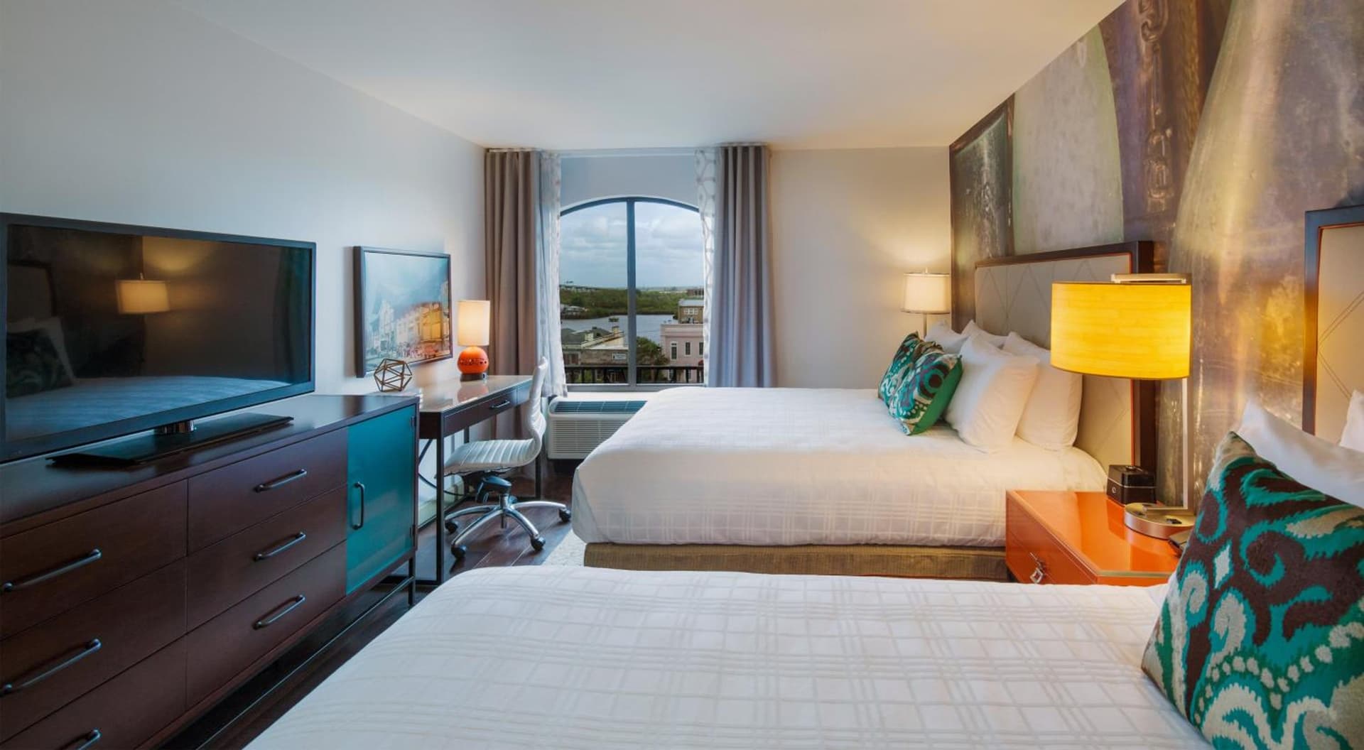 Hotel Indigo Savannah Historic District by IHG gallery photo in Savannah, GA — image 43