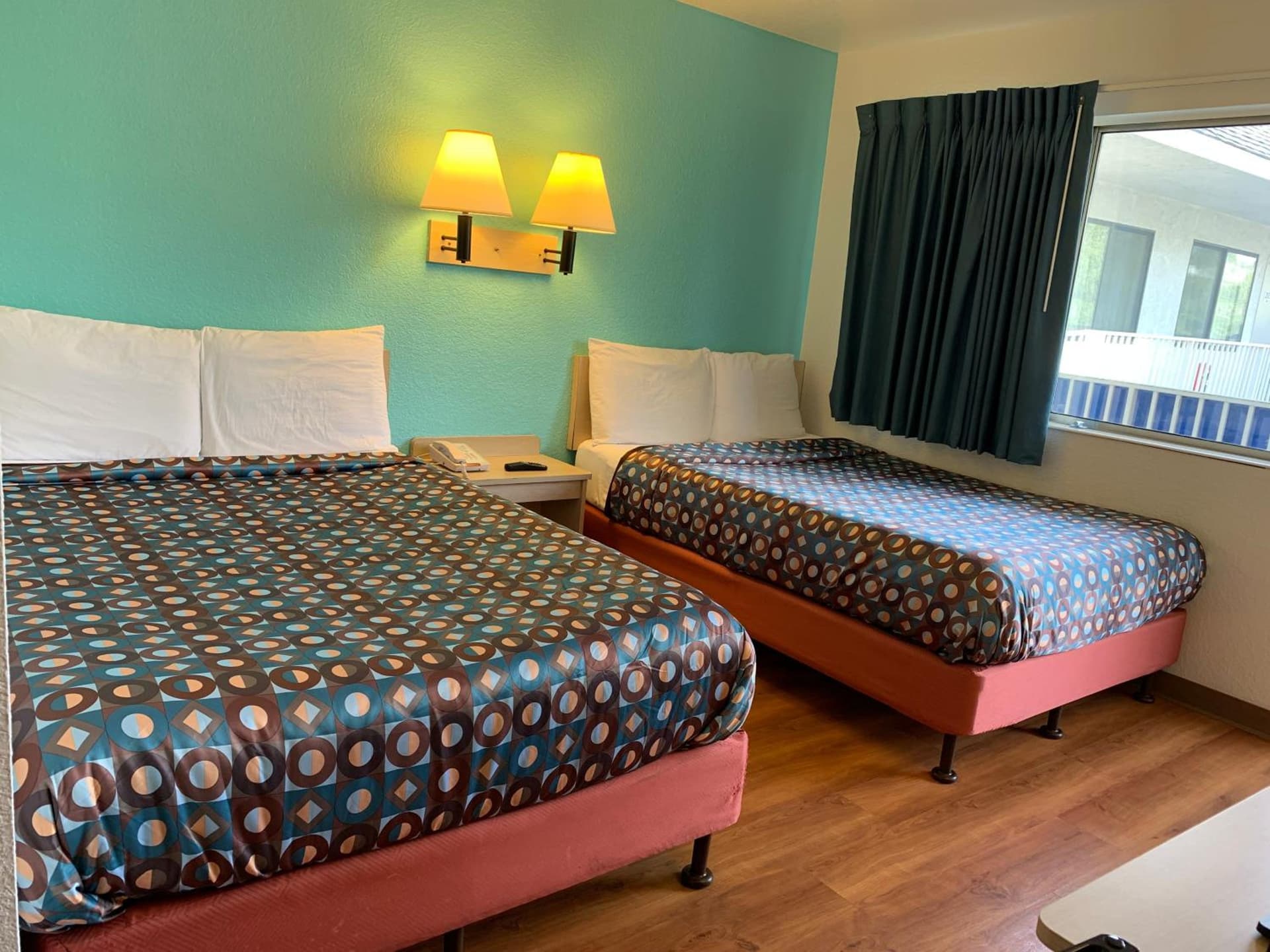 Vagabond Inn Sylmar property views in Sylmar, CA — gallery photo 3