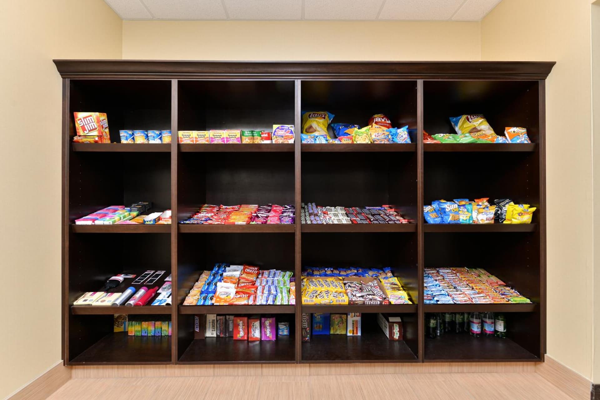 Holiday Inn Express & Suites Peekskill-Lower Hudson Valley by IHG gallery photo in Peekskill, NY — image 33