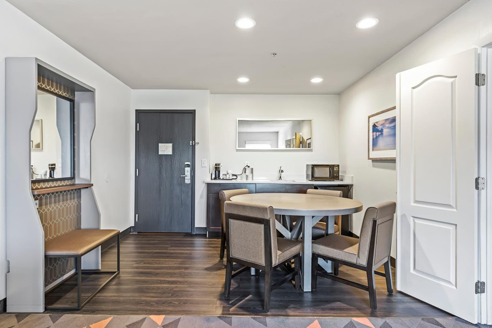 Holiday Inn - St. Petersburg West by IHG gallery photo in St Petersburg, FL — image 45