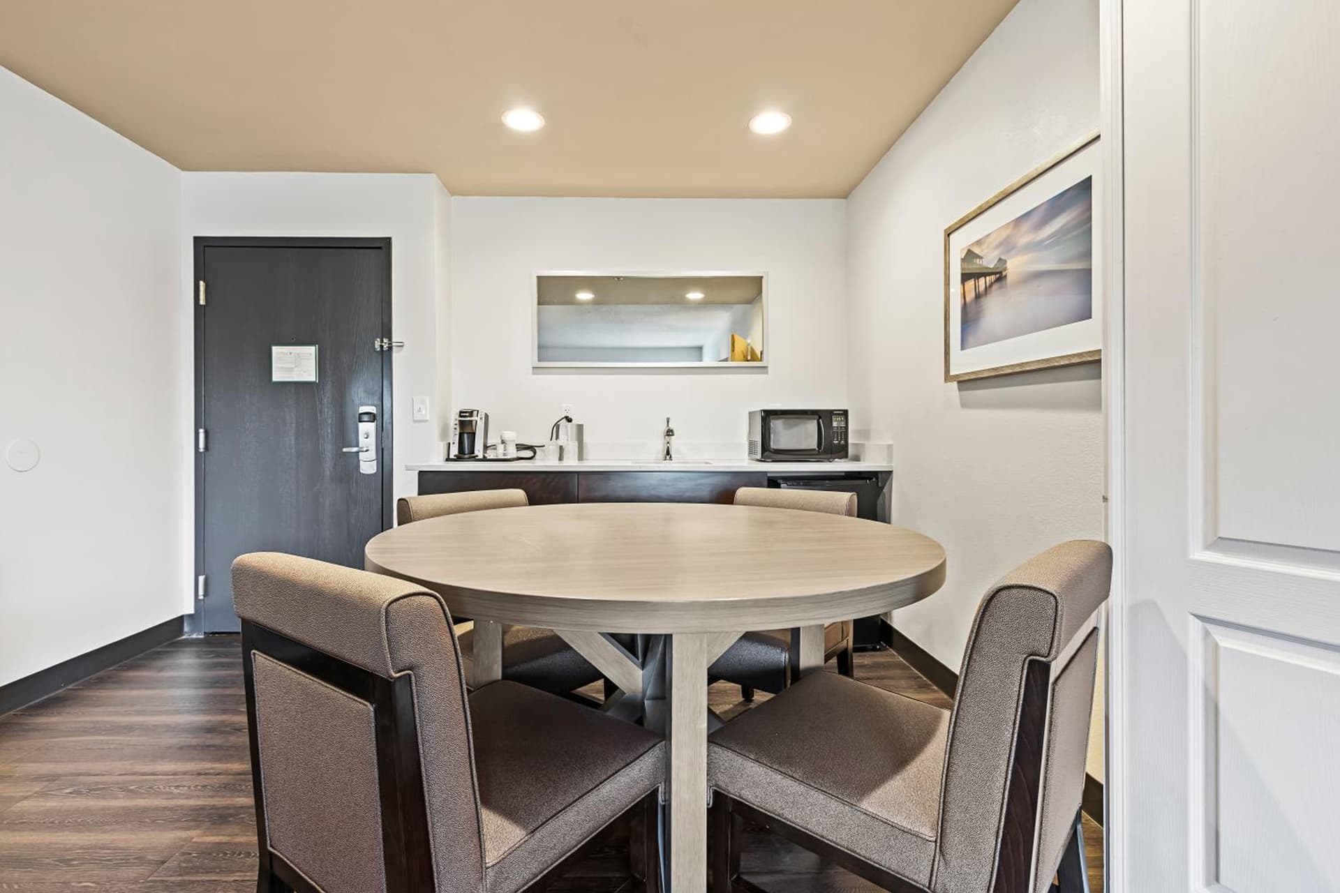 Holiday Inn - St. Petersburg West by IHG gallery photo in St Petersburg, FL — image 31
