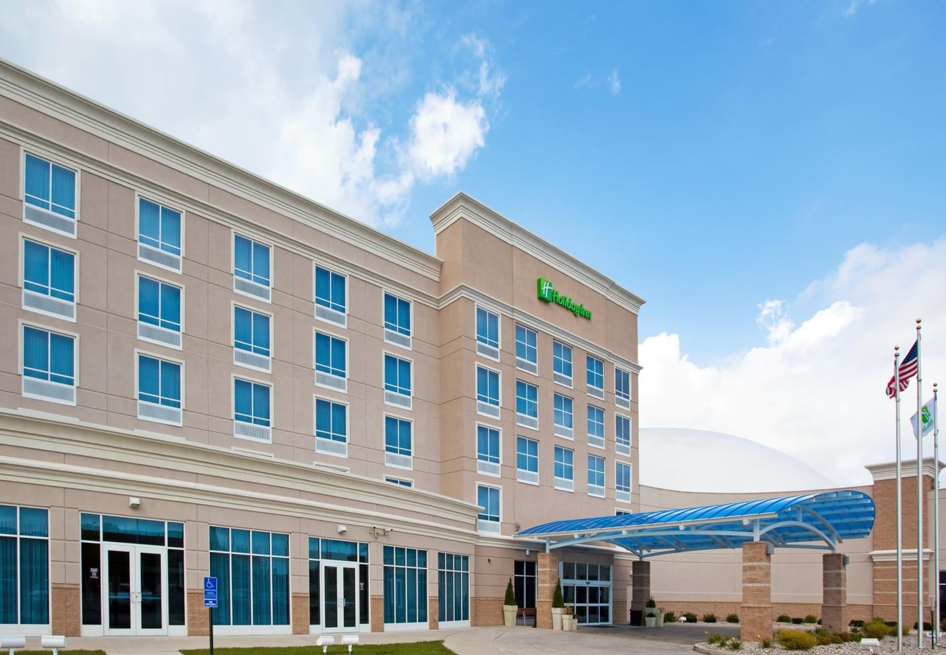 Holiday Inn Toledo - Maumee I-80/90 by IHG featured exterior or lobby in Maumee, OH — similar hotel