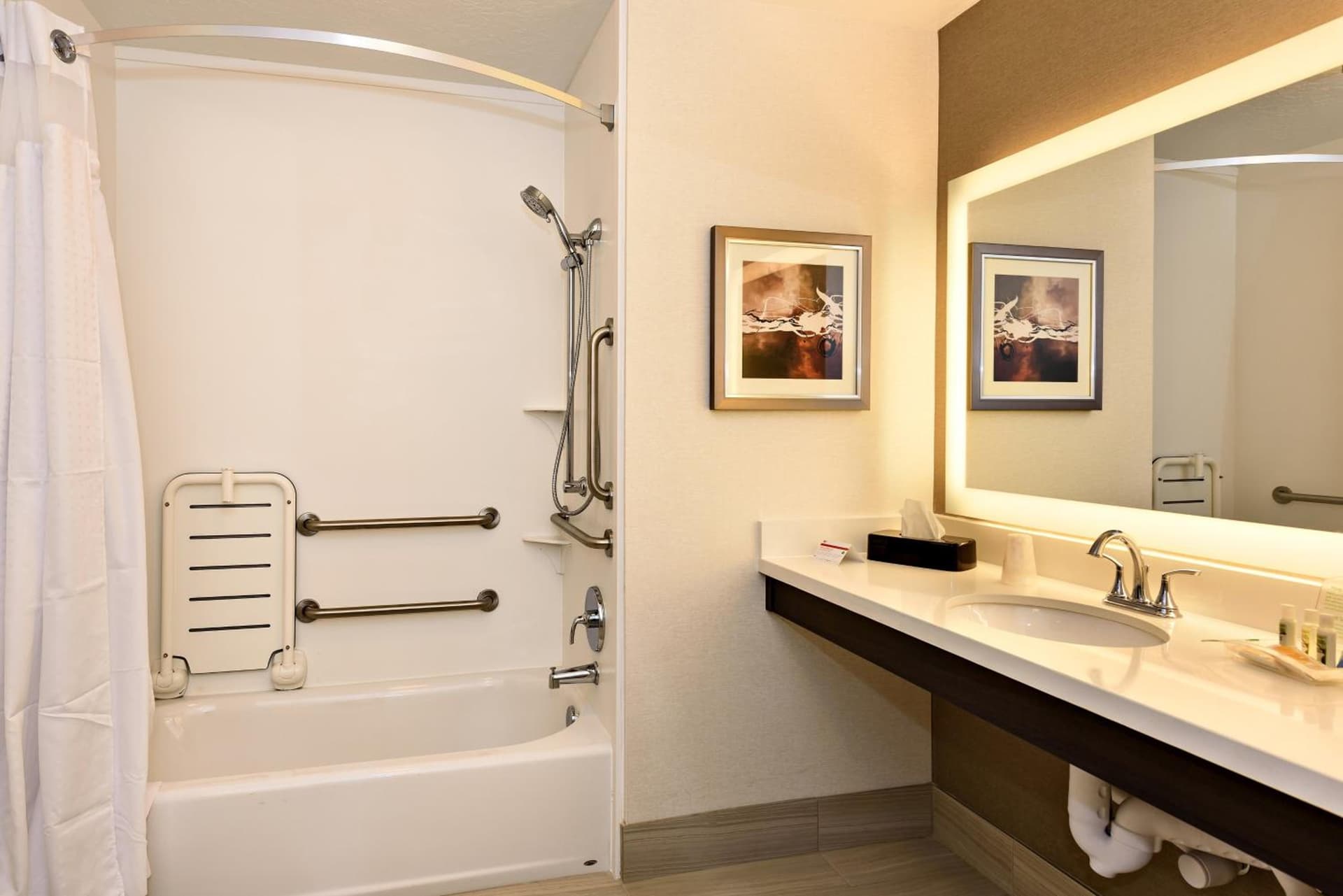 Holiday Inn St. George Convention Center by IHG gallery photo in St. George, UT — image 31