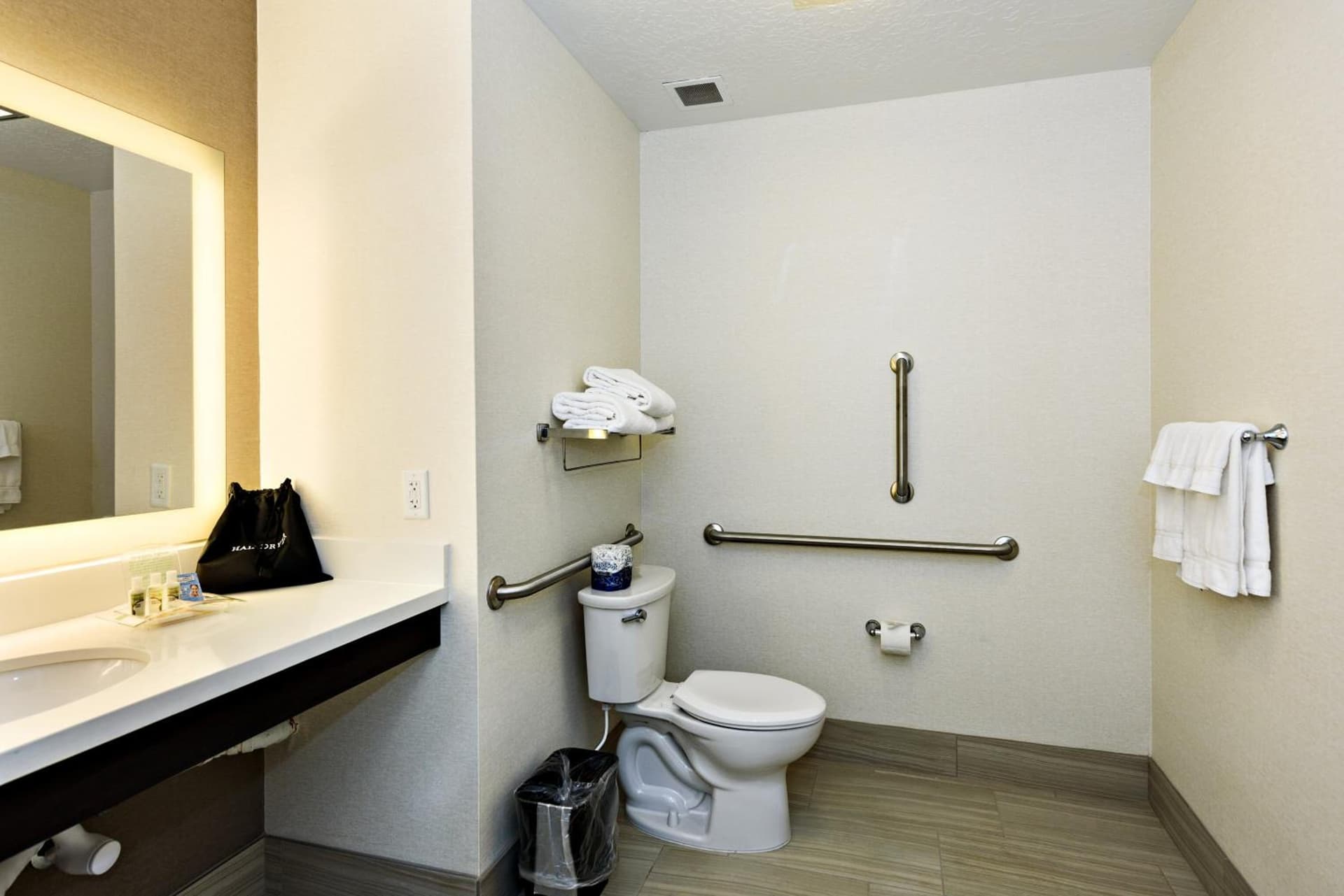 Holiday Inn St. George Convention Center by IHG gallery photo in St. George, UT — image 8
