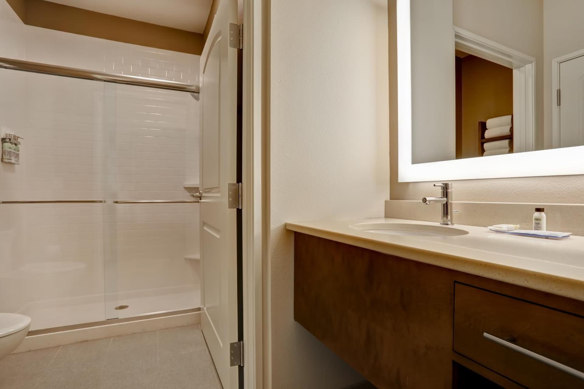 Staybridge Suites - Overland Park - Kansas City S by IHG gallery photo in Overland Park, KS — image 28