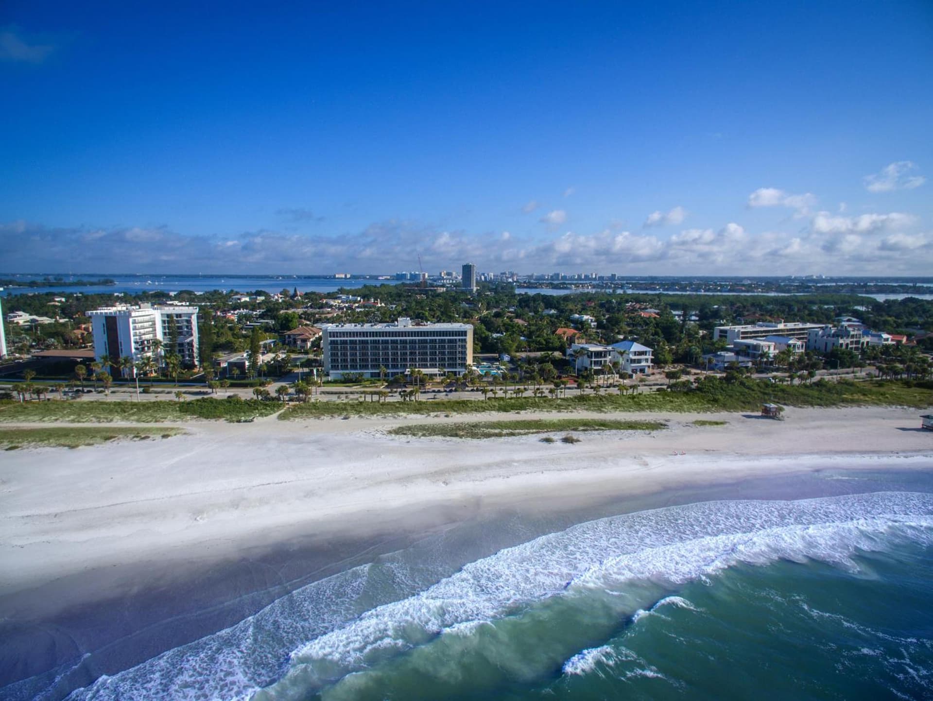 Cirque St Armands Beachside interior in Sarasota, FL — gallery photo 2