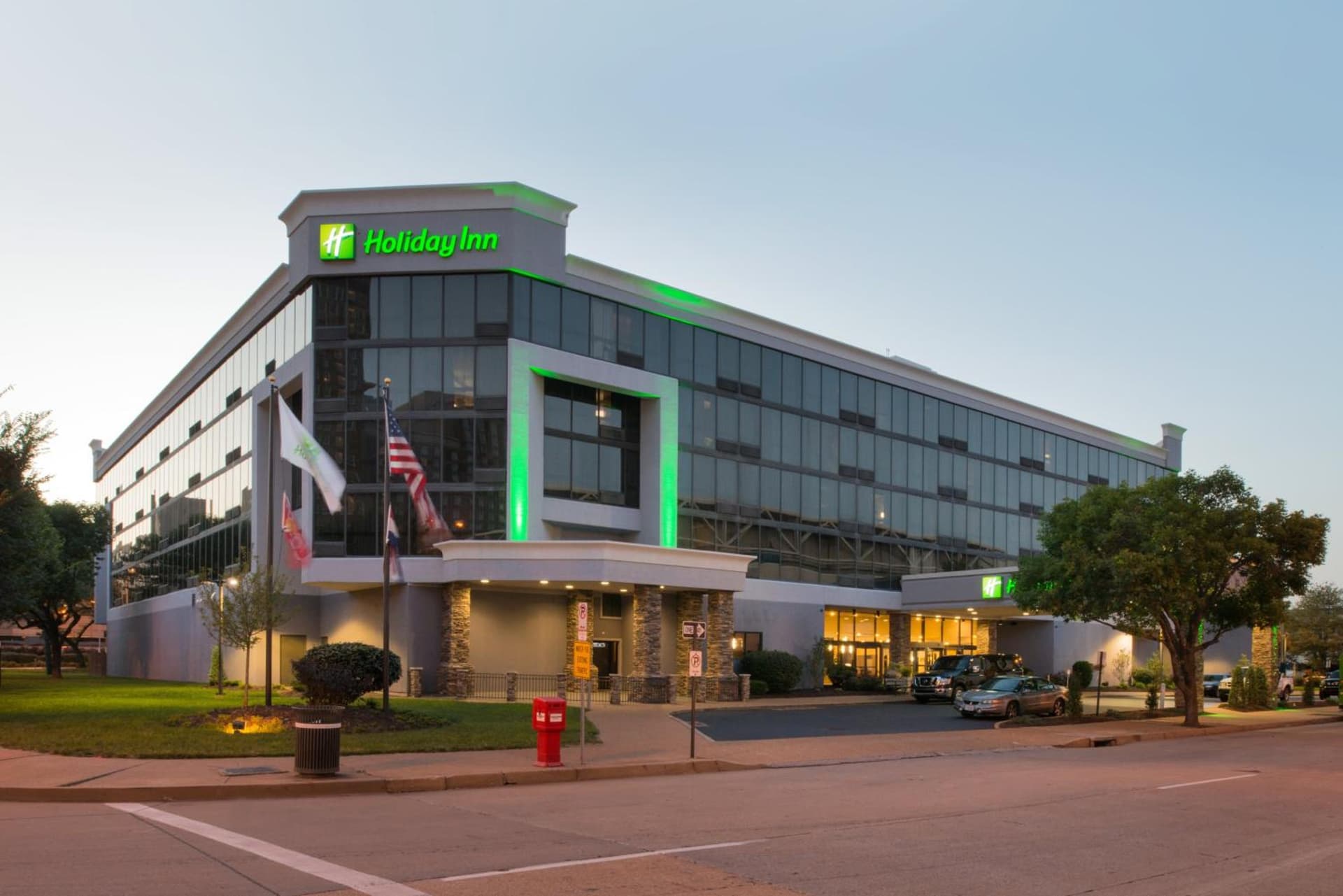 Radisson Hotel St Louis Downtown Convention Center featured exterior or lobby in Saint Louis, MO — similar hotel
