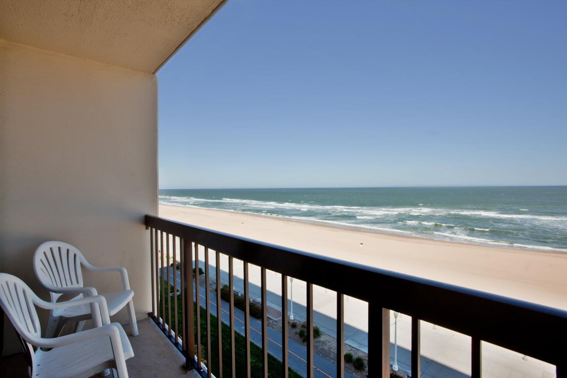 Holiday Inn Va Beach-Oceanside 21st St by IHG gallery photo in Virginia Beach, VA — image 18