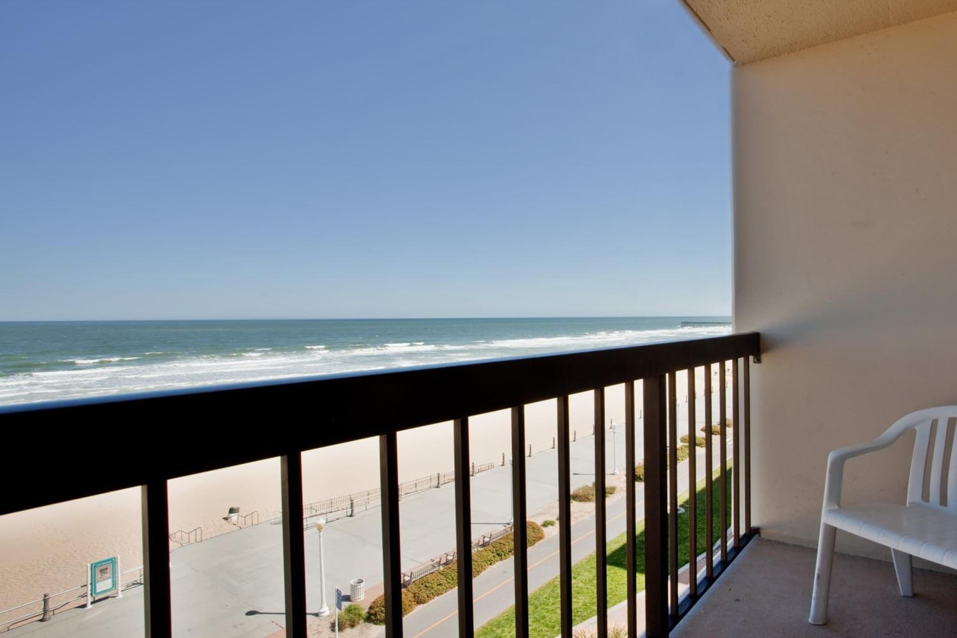 Holiday Inn Va Beach-Oceanside 21st St by IHG gallery photo in Virginia Beach, VA — image 50