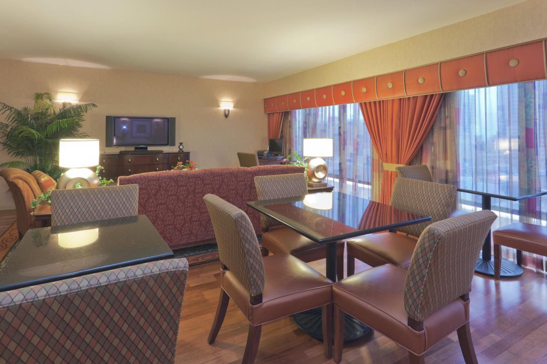 Holiday Inn Sacramento Downtown-Arena by IHG gallery photo in Sacramento, CA — image 40