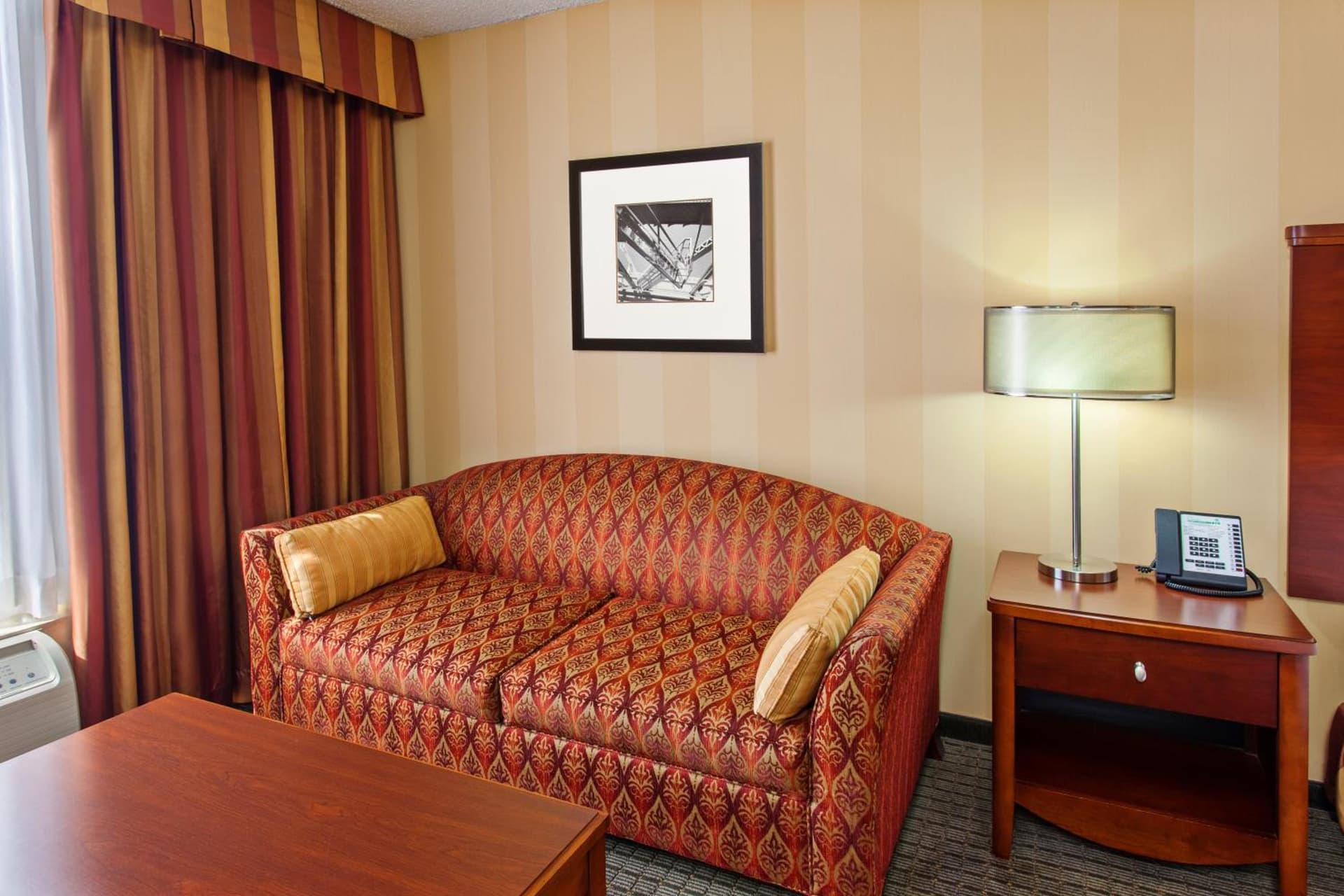 Holiday Inn Sacramento Downtown-Arena by IHG gallery photo in Sacramento, CA — image 7