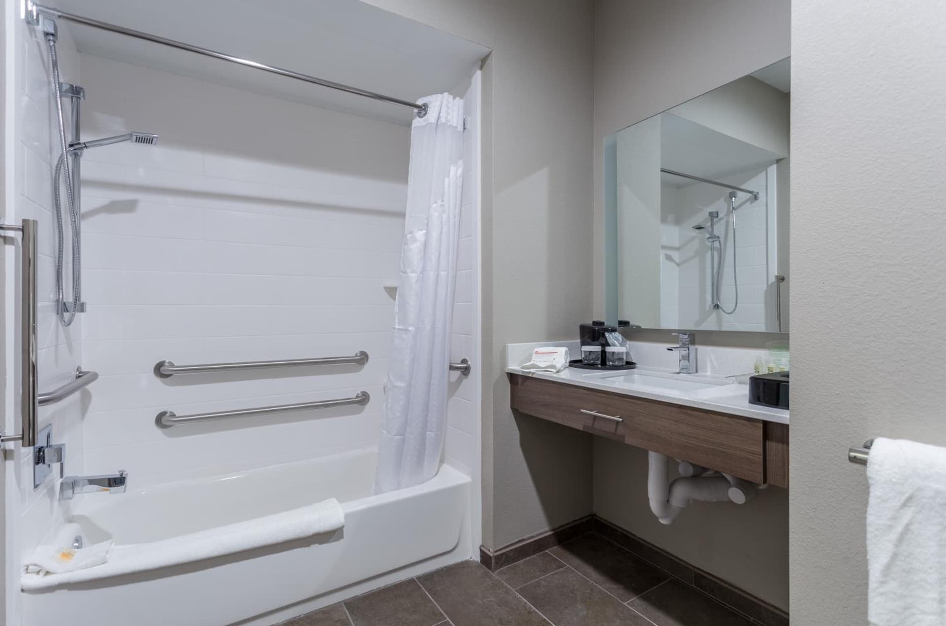 Holiday Inn San Marcos Convention Center by IHG gallery photo in San Marcos, TX — image 23