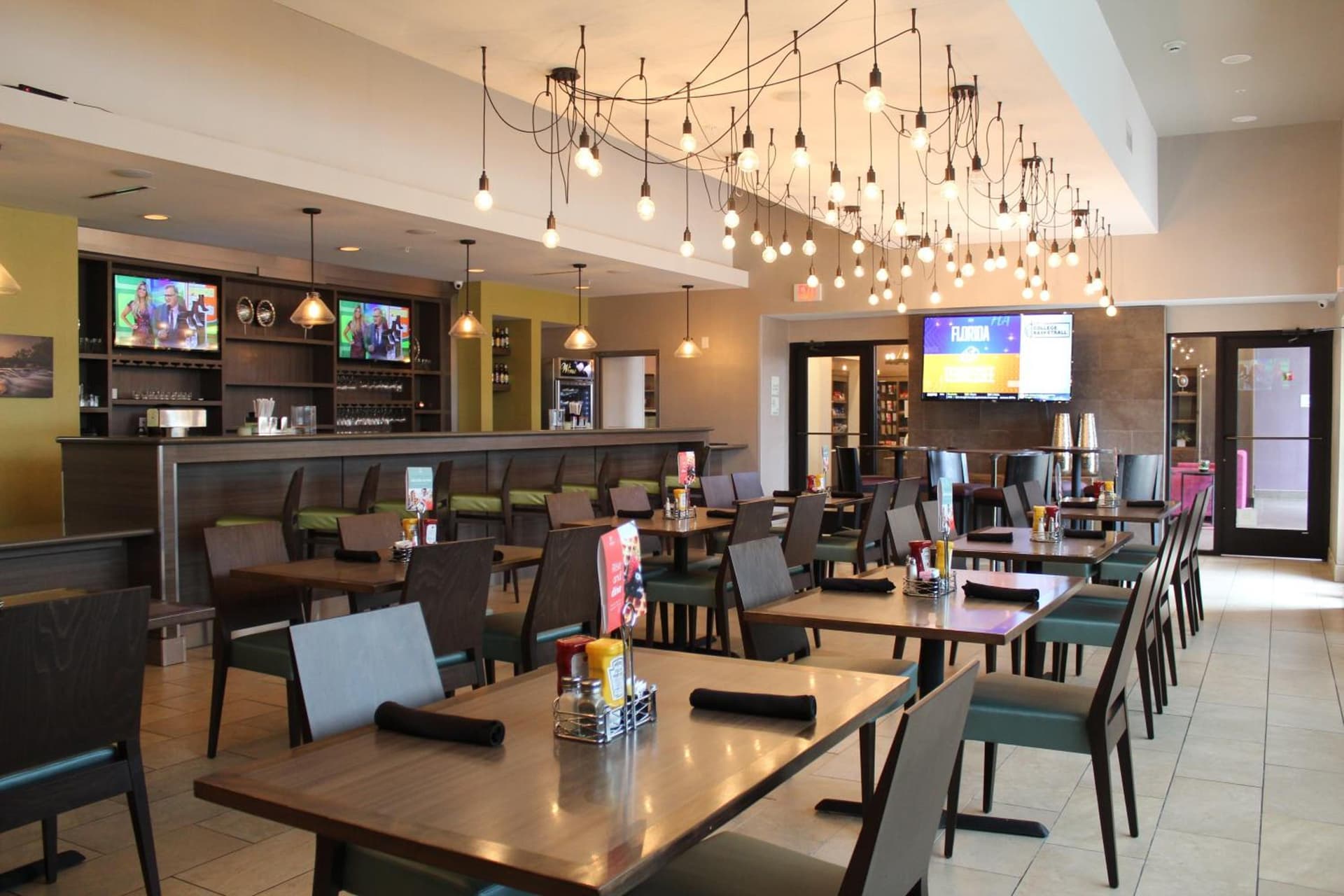 Holiday Inn San Marcos Convention Center by IHG gallery photo in San Marcos, TX — image 19