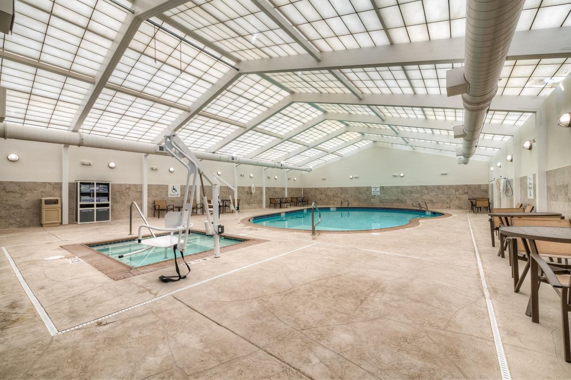 Holiday Inn Tacoma Mall by IHG gallery photo in Tacoma, WA — image 38
