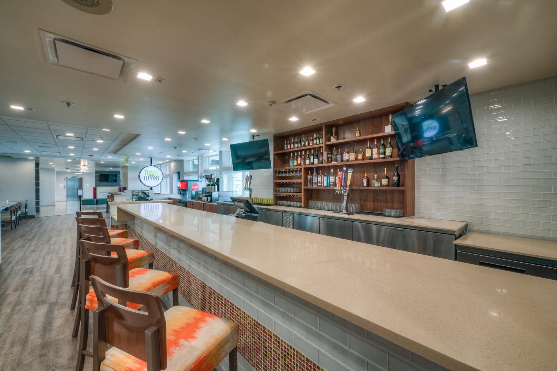 Holiday Inn Tacoma Mall by IHG gallery photo in Tacoma, WA — image 39